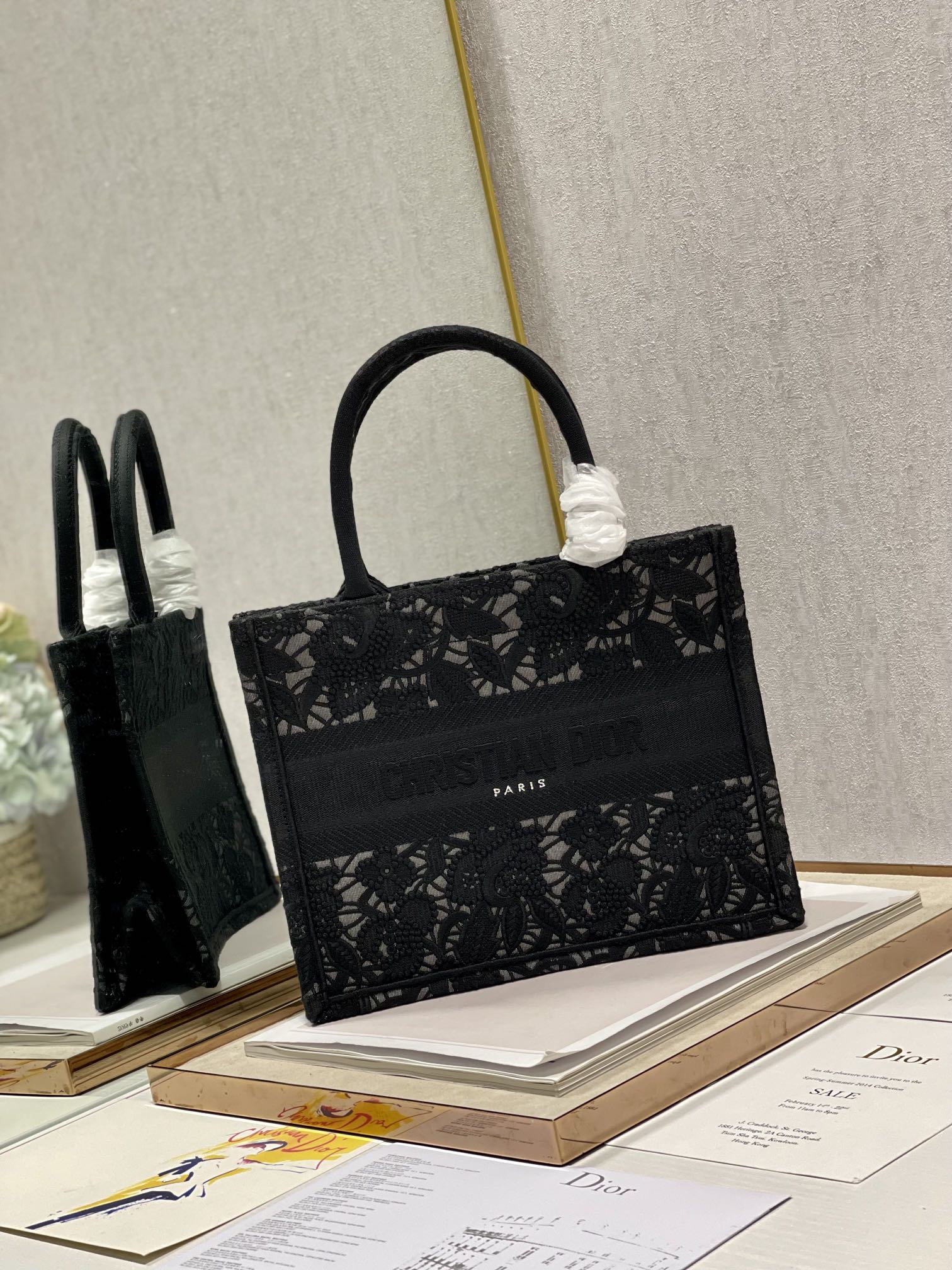 D*or small book tote-26*8*22cm