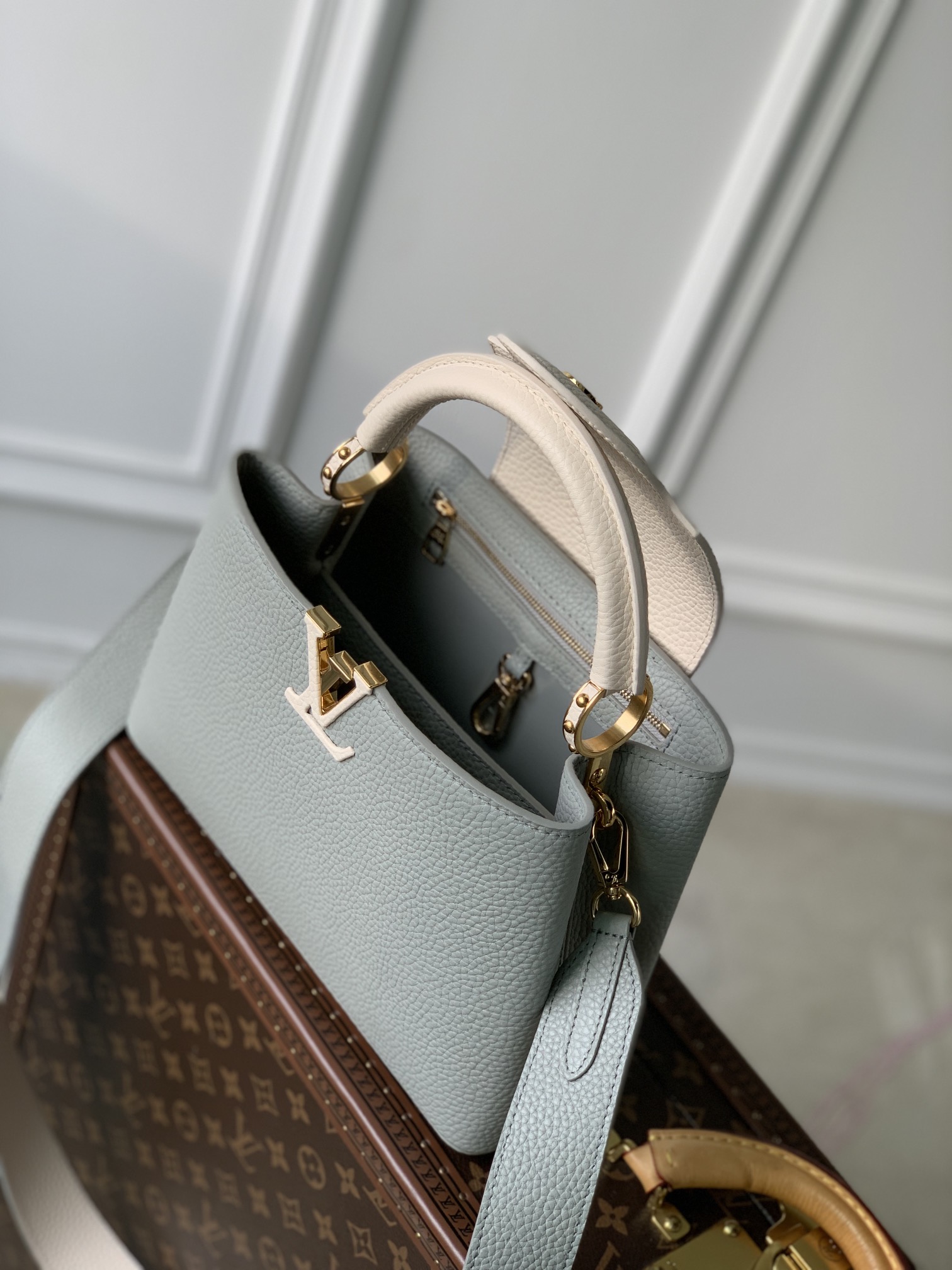 l0*is V*t0n capucines bb-27*18*9cm