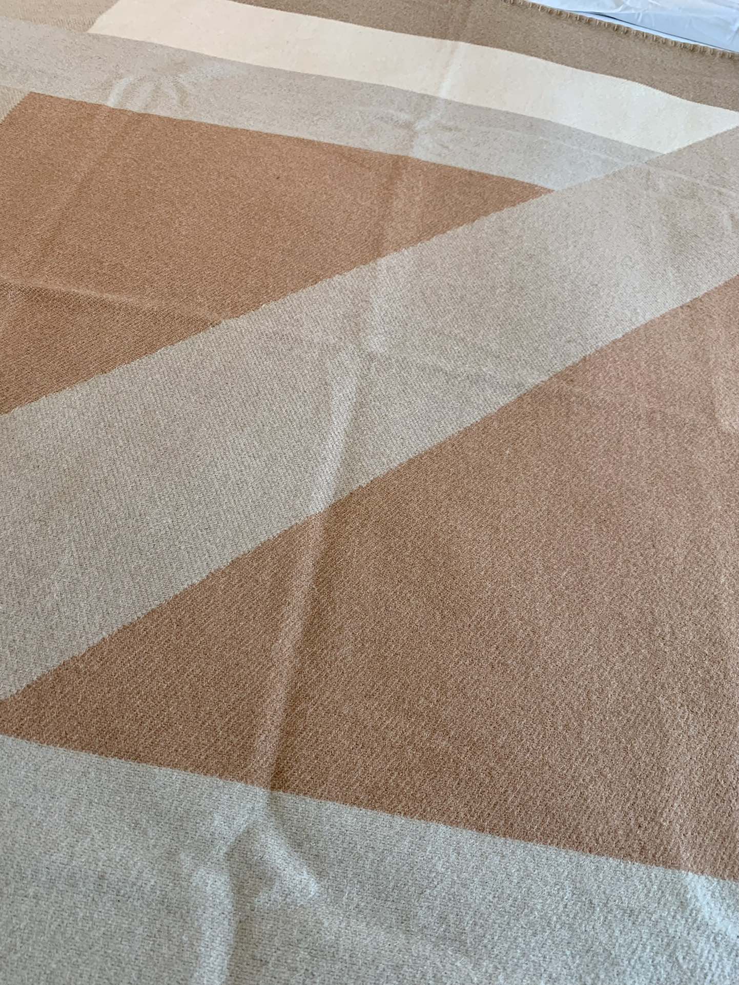H**mes blankets-170*135cm