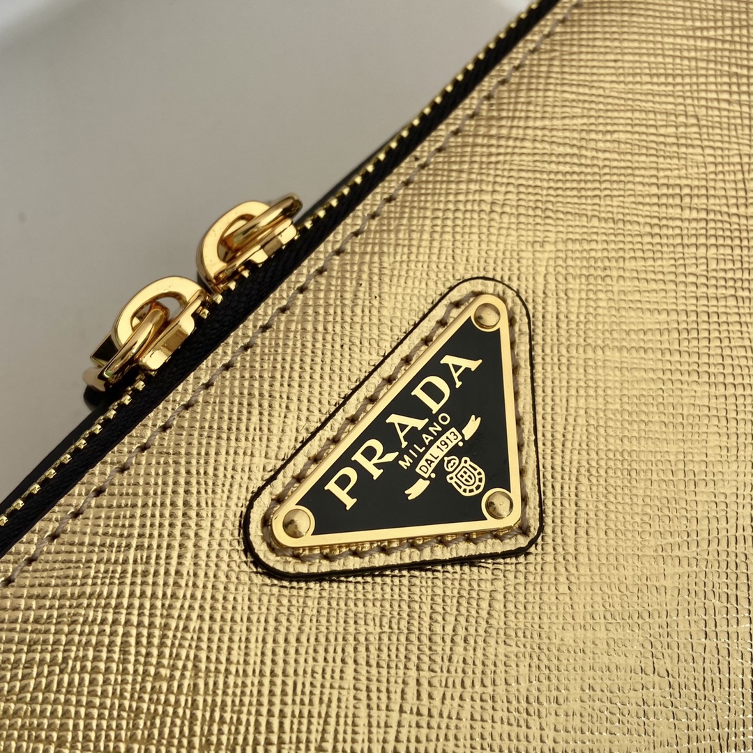 Pra*a messenger bag-2vh070-19*12.5*5.5cm