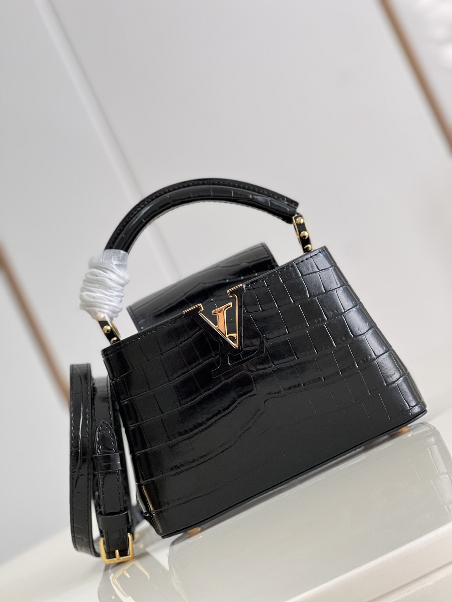 l0*is V*t0n mini capucines handlebag-21*14*8cm