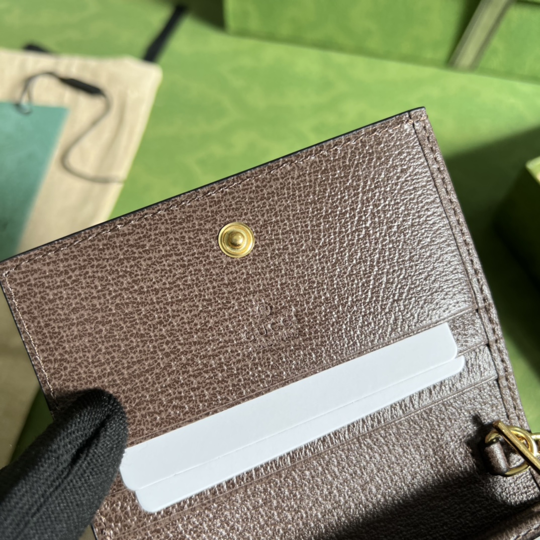 G*u*i wallet-11*8.5*3cm