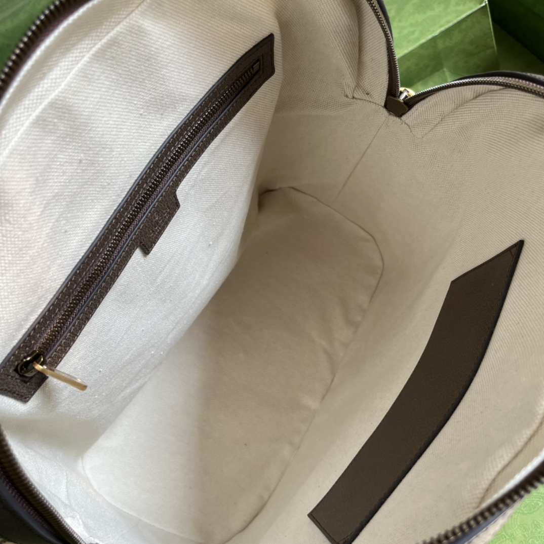 G*u*i savoy backpack-39*43*21cm