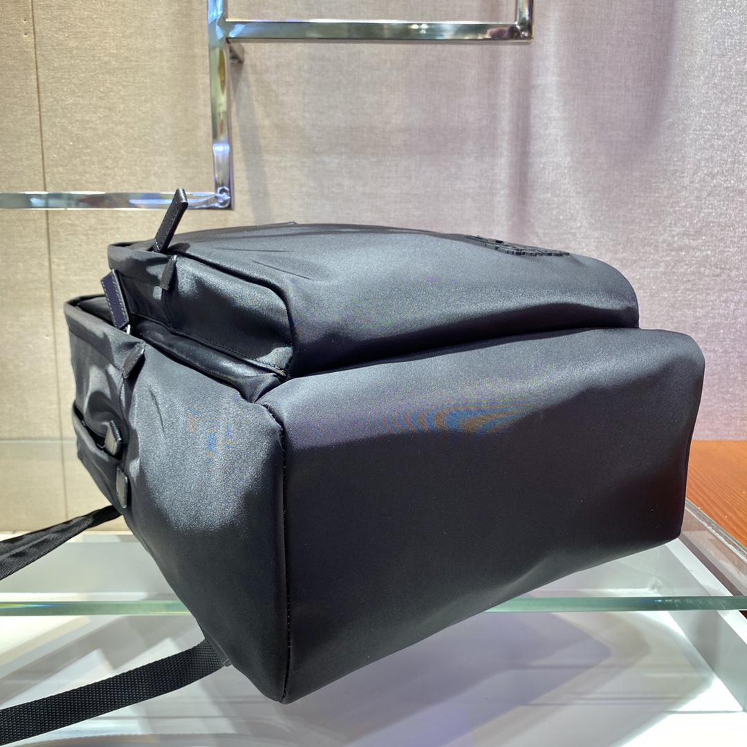 Pra*a 2vz081 backpack -30*38.5*19cm