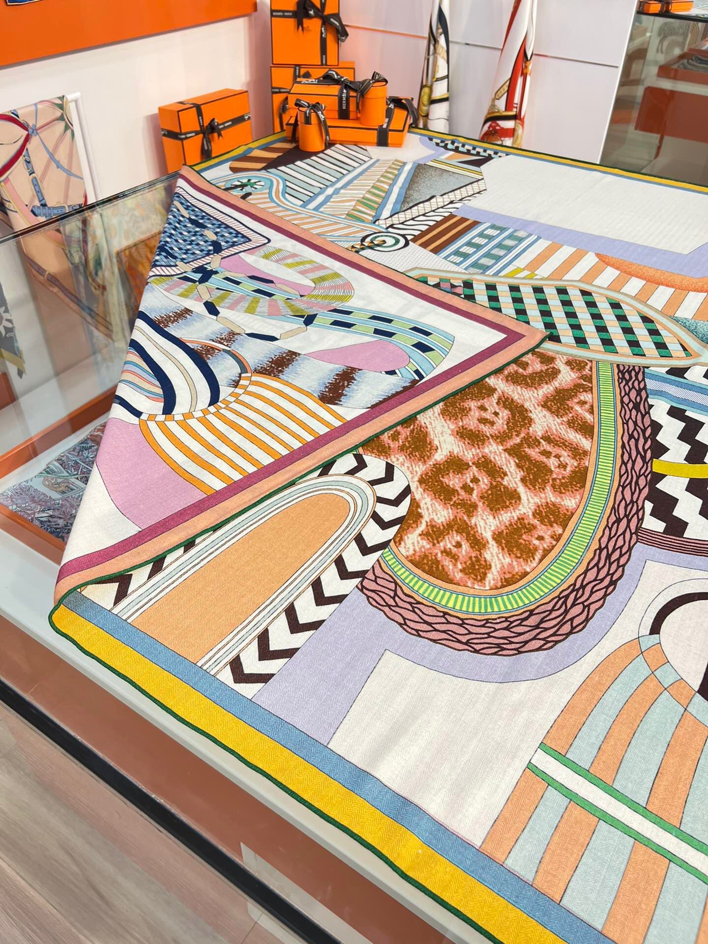 H**mes shawls-140*140cm