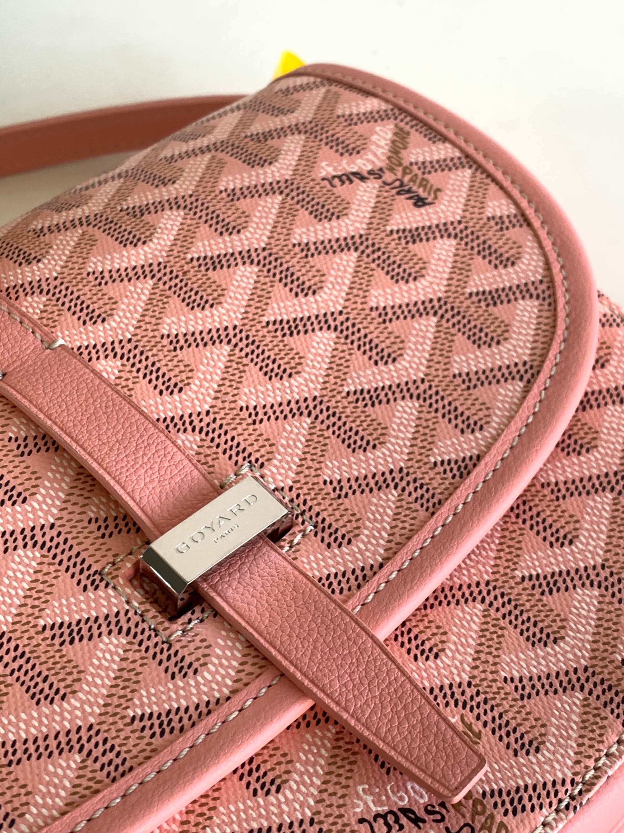 Go*ard crossbody bag-25x10x18cm