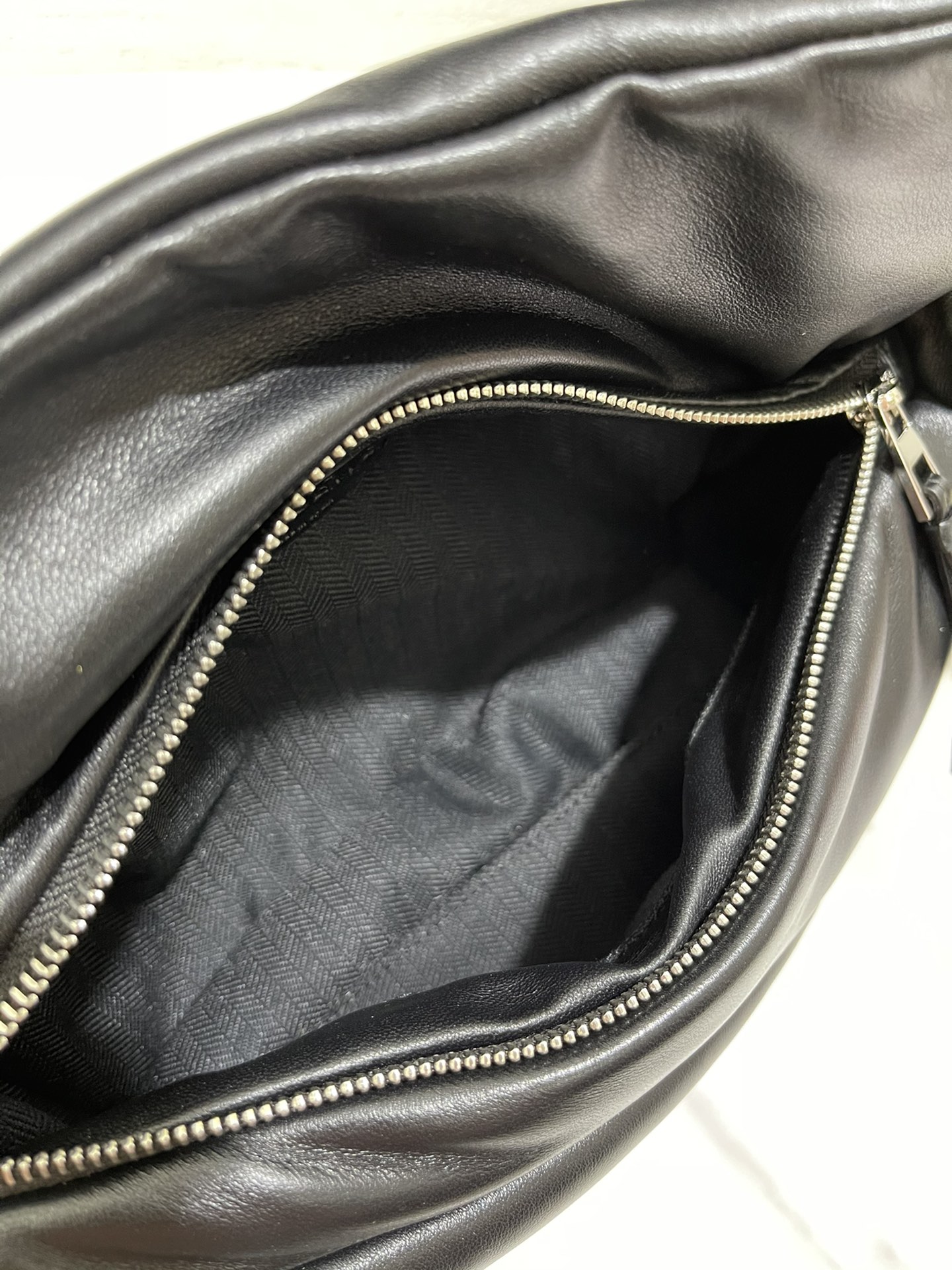 L0ew* puzzle puffer hobo bag-31*16*13cm