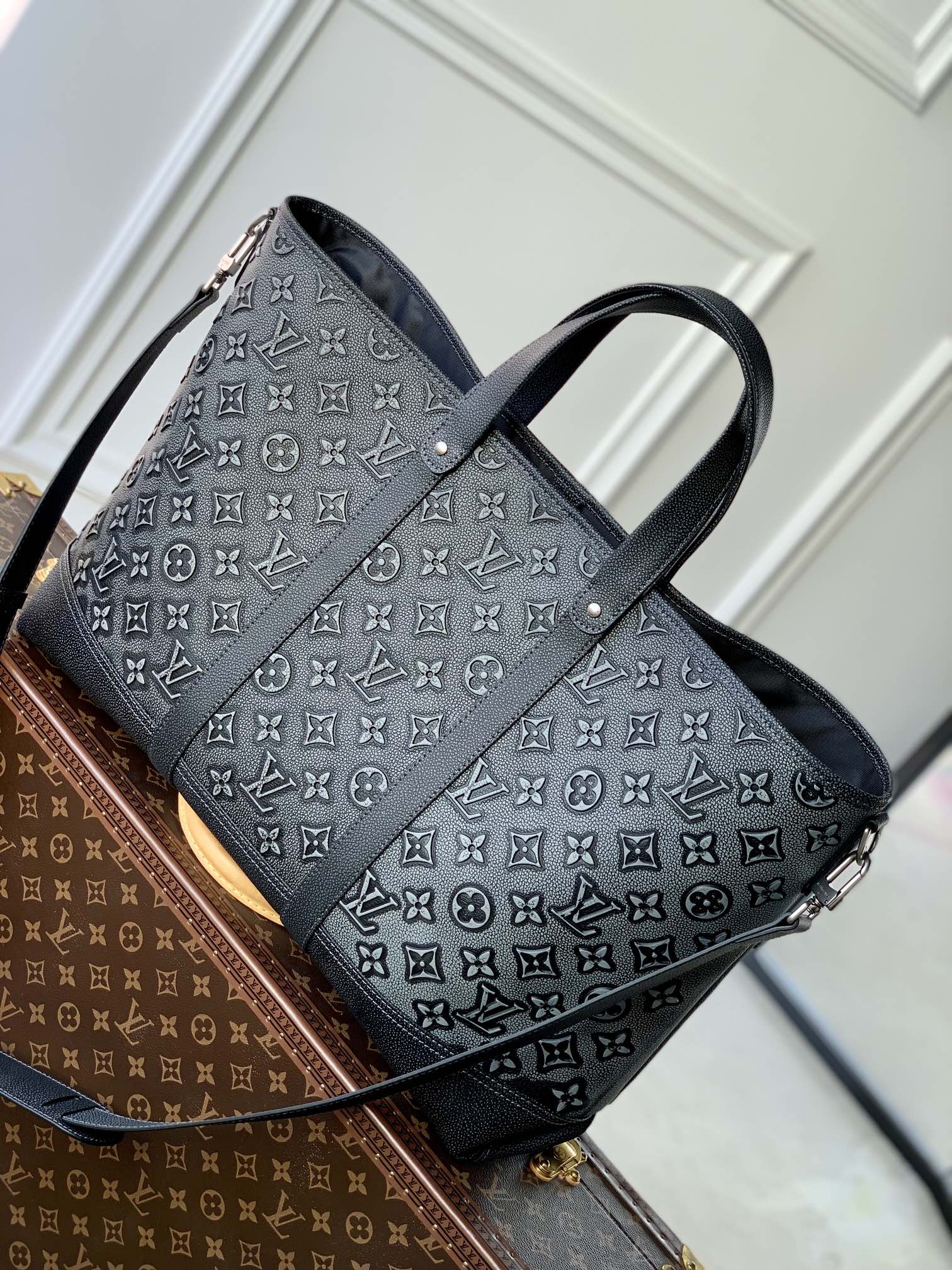 l0*is V*t0n roll top handbags m21371-60*37*15.5cm