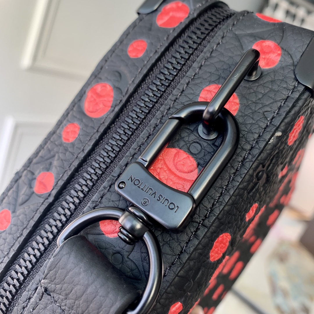 LV -Handle Soft Trunk-M21677-21.5 x 15 x 7CM