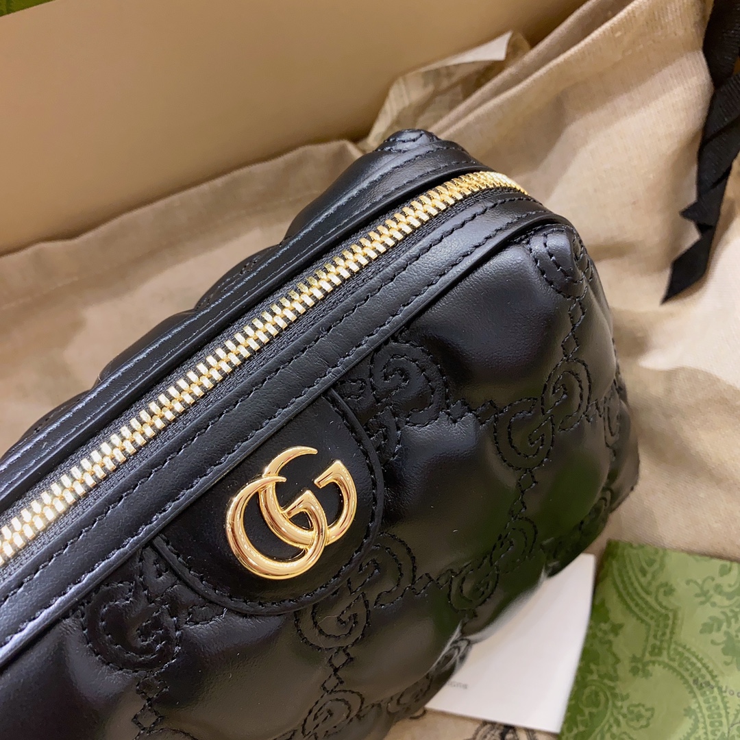 G*u*i gg matelassé cosmetic bag-16*12.5*9cm