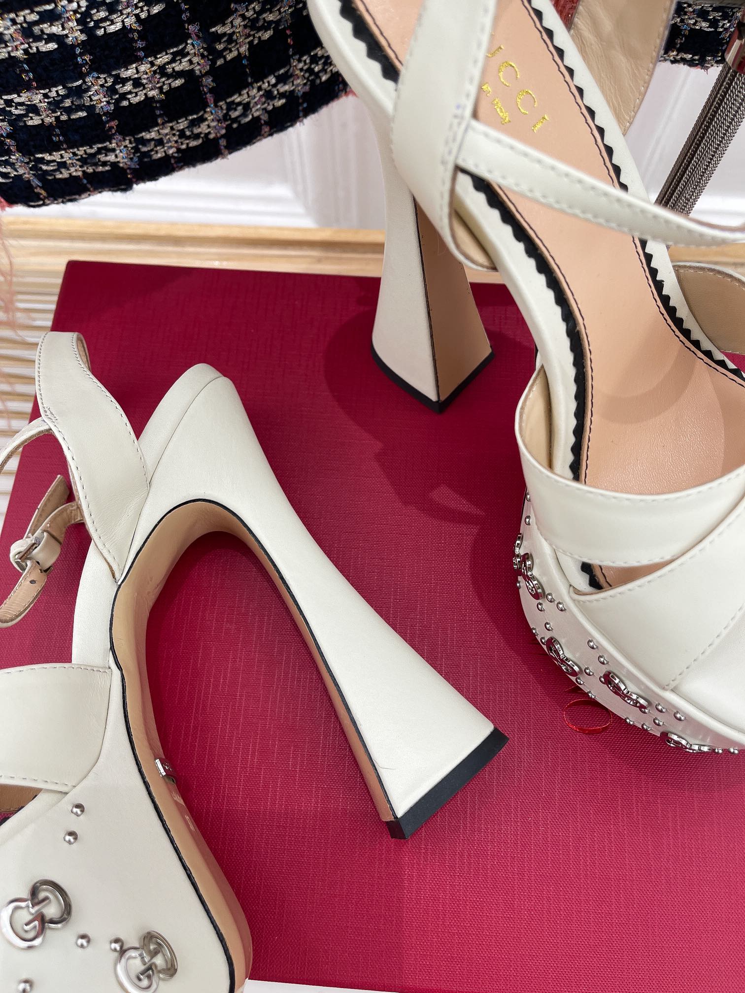 G*u*i heels-15cm