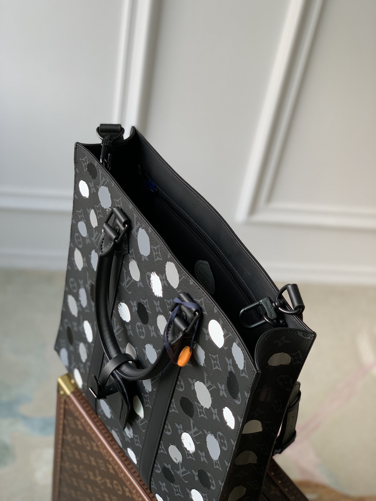 l0*is V*t0n sac plat bag-36.5 x 38 x 9cm