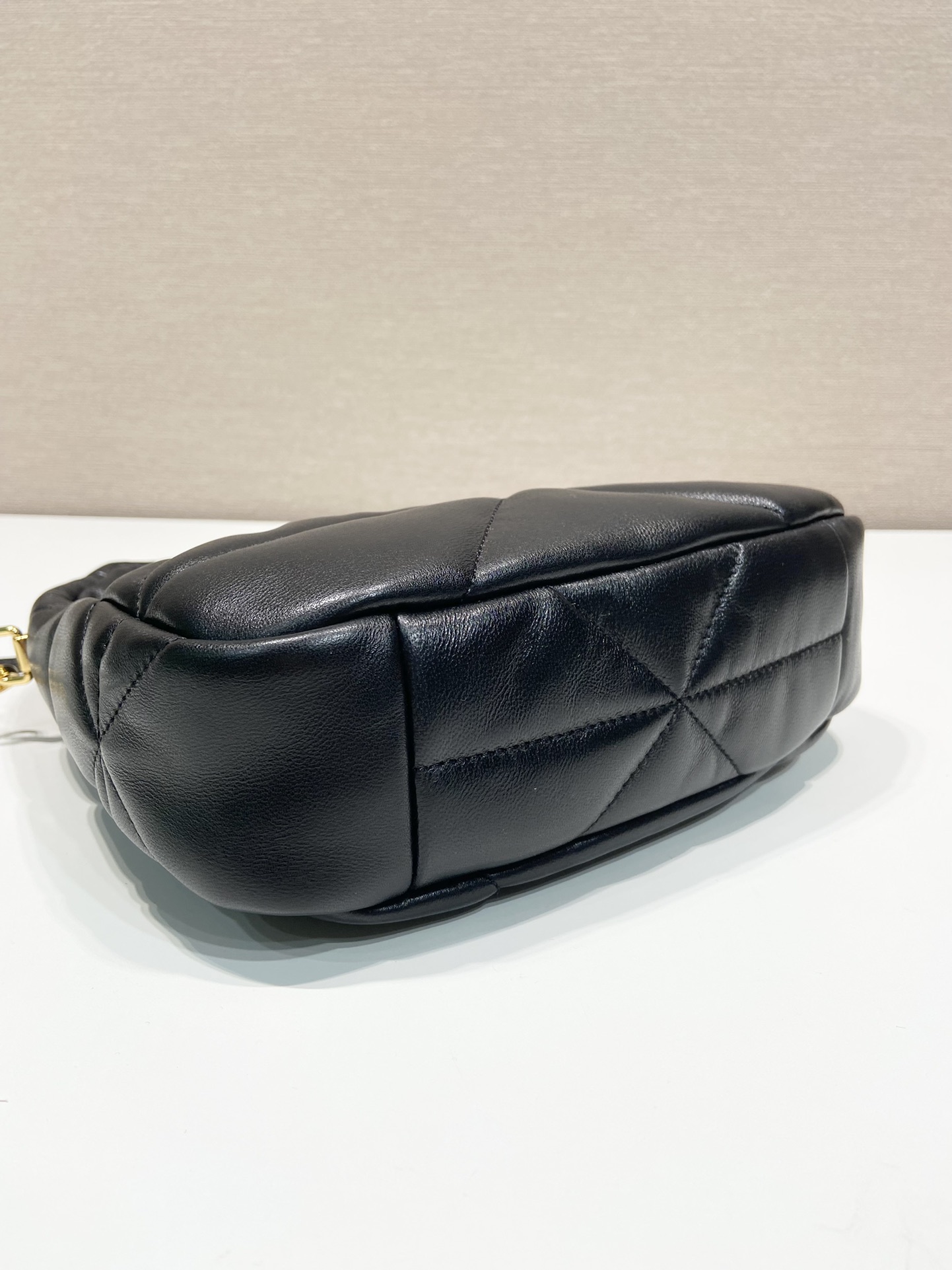 Pra*a 1ba384 bag-21*12.5*6cm