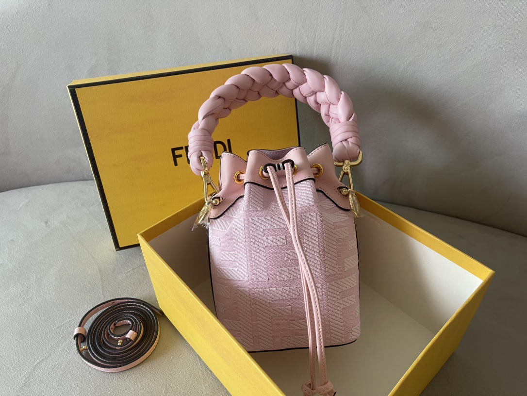 F**di mini mon tresor bag -12x18x10cm