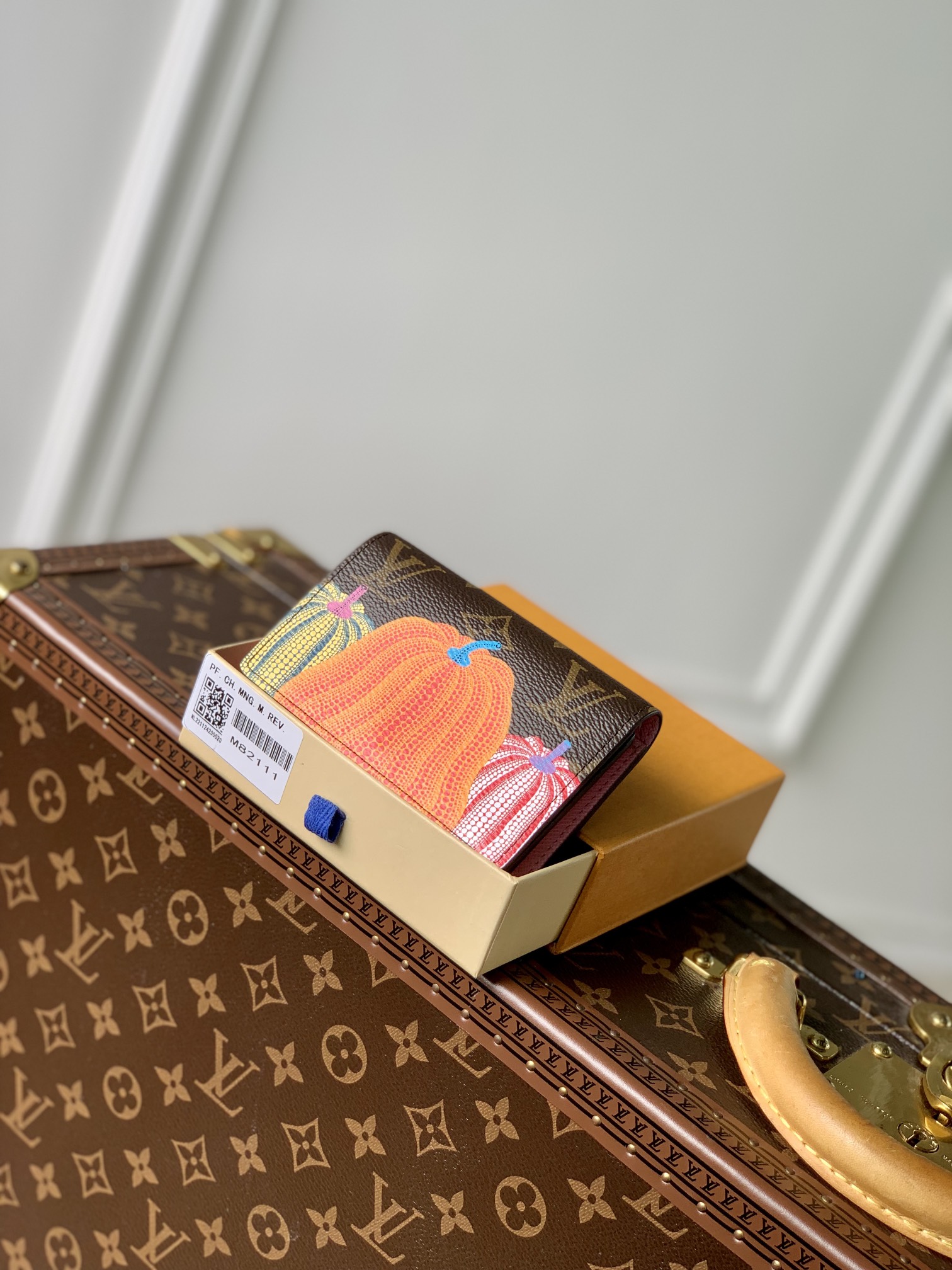 l0*is V*t0n &yk wallet m82111-12×9.5×1.5cm