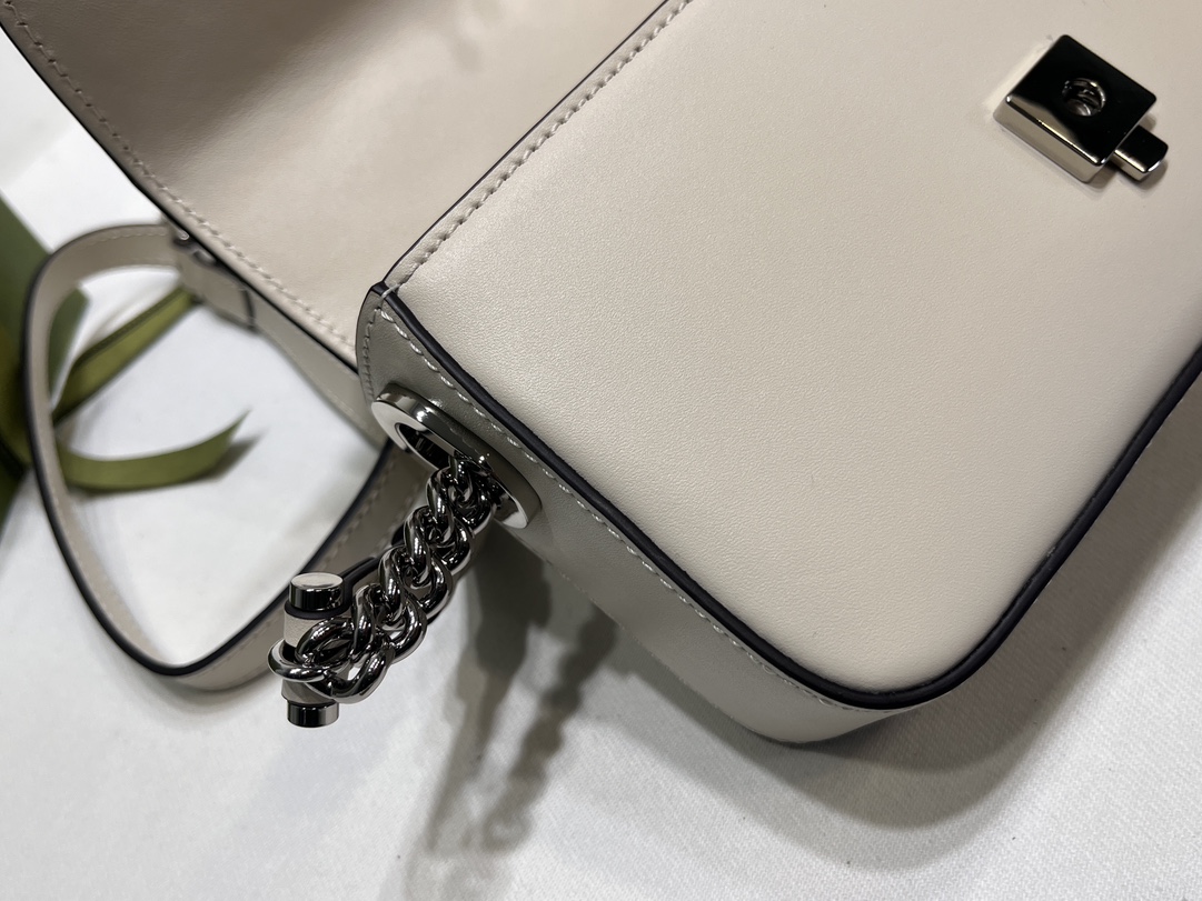 G*u*i petite gg bag-21x 10x 5cm