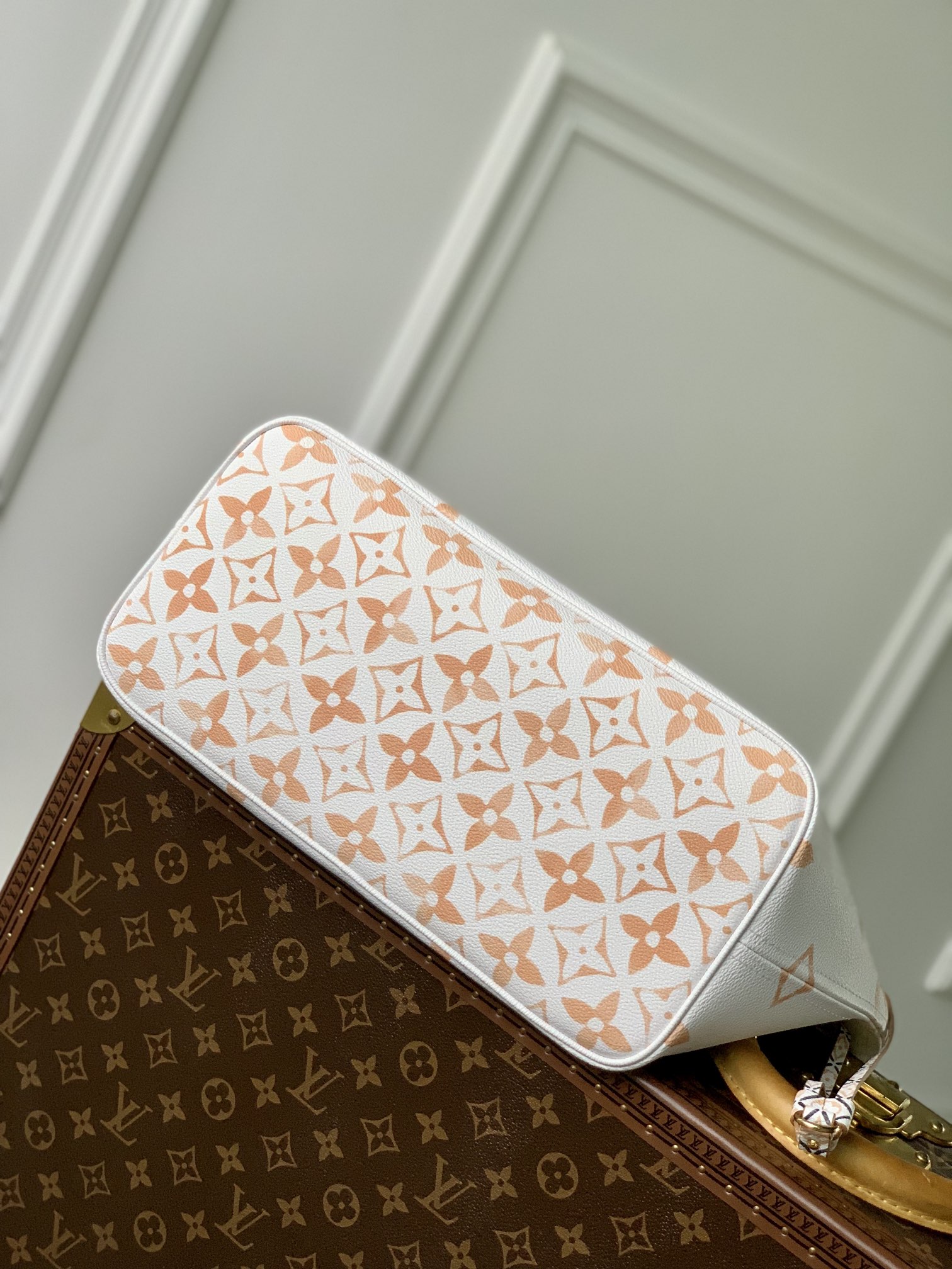 l0*is V*t0n neverful m21733-32*29*17cm