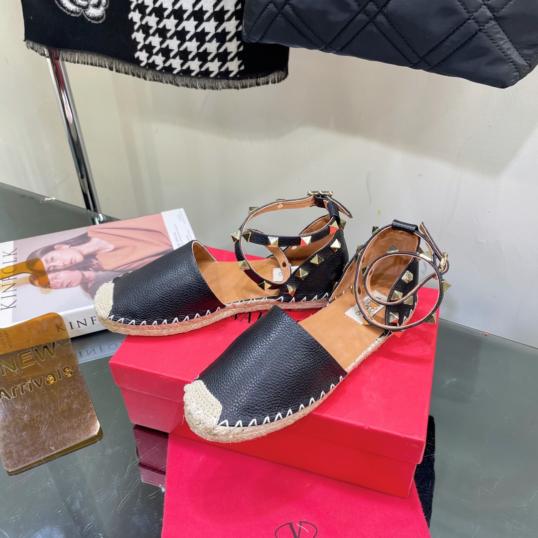 Va1e*ntin0 espadrilles