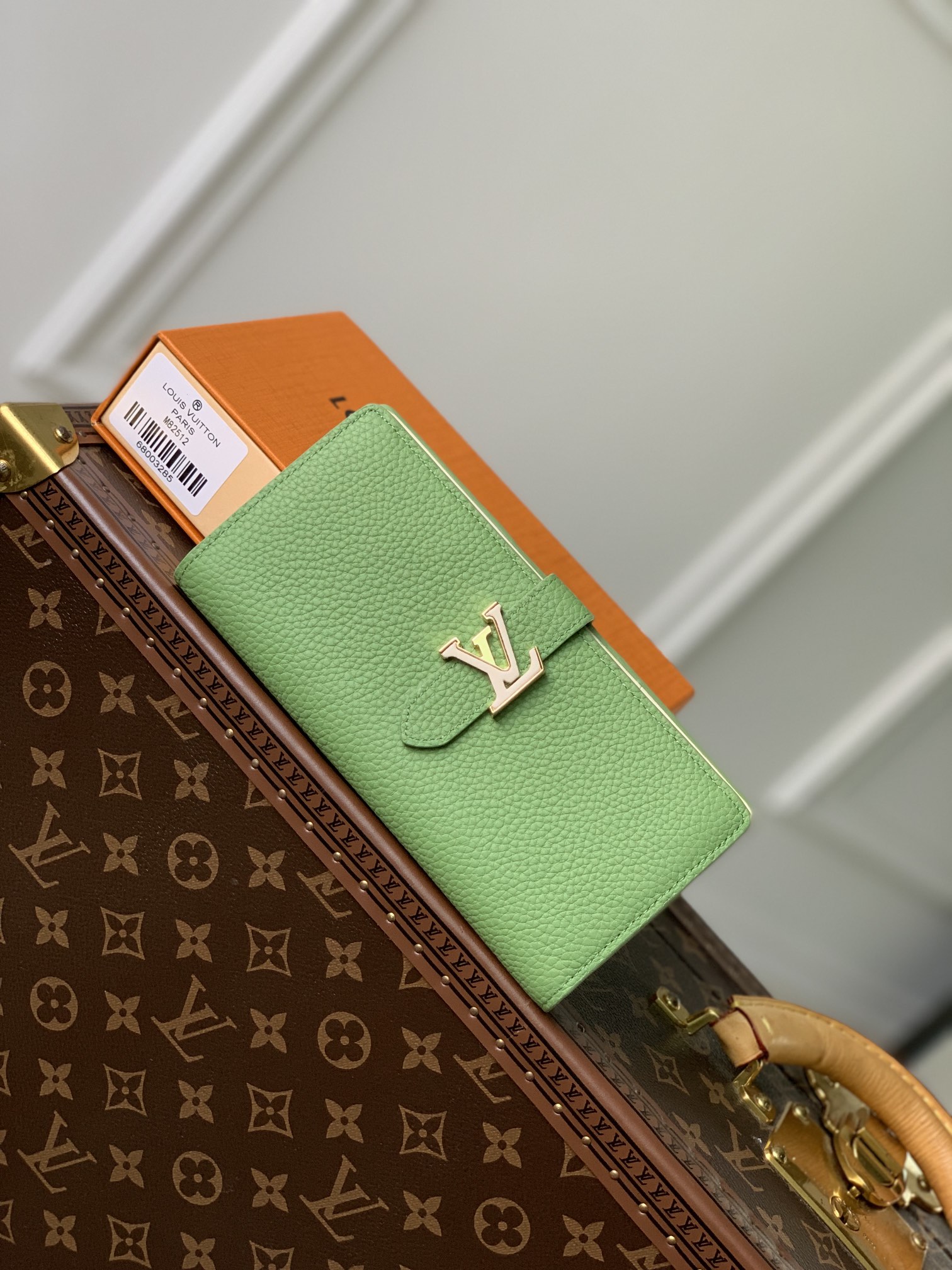 l0*is V*t0n vertical wallet-m82512-10 x 19 x 1.7cm