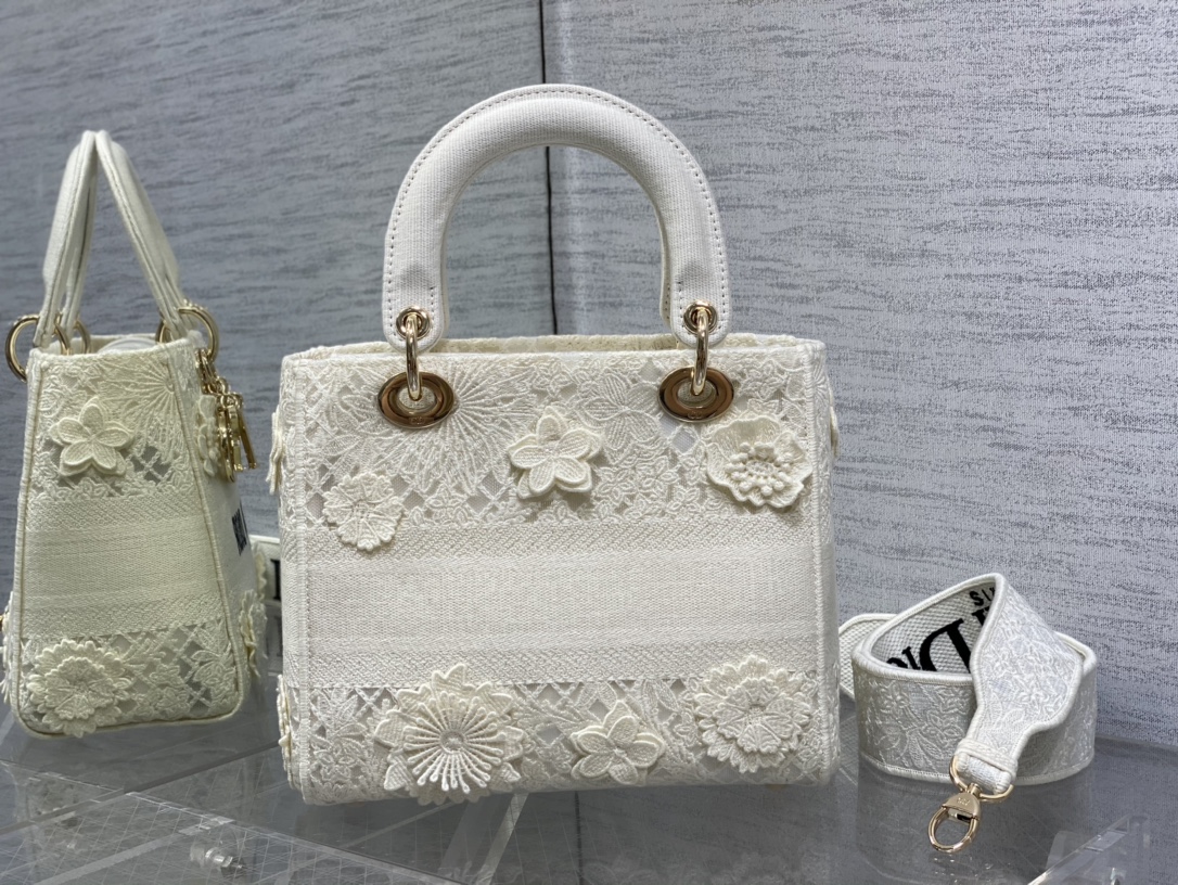 lady D*or handle bag-24×20×11cm
