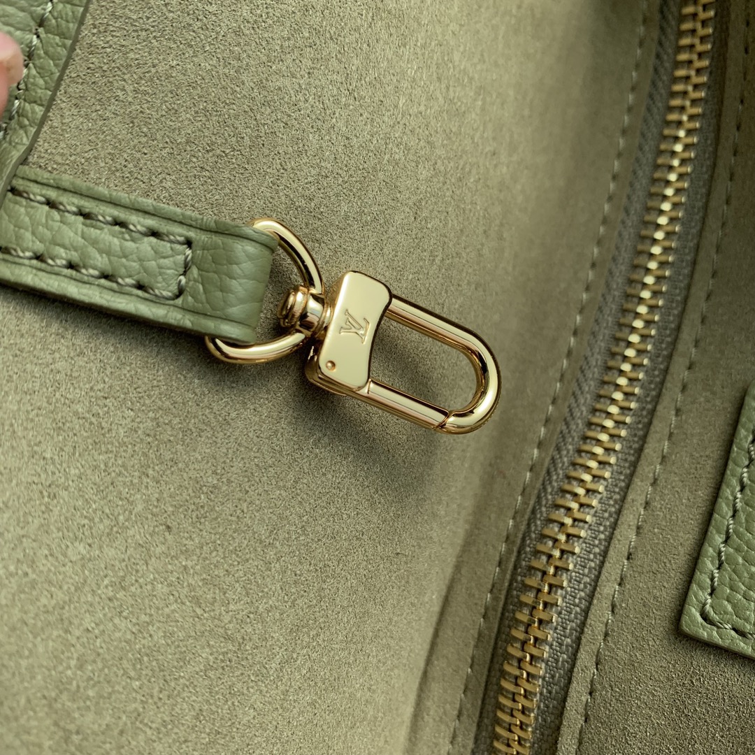l0*is V*t0n neverfull m46102-32*29*17cm