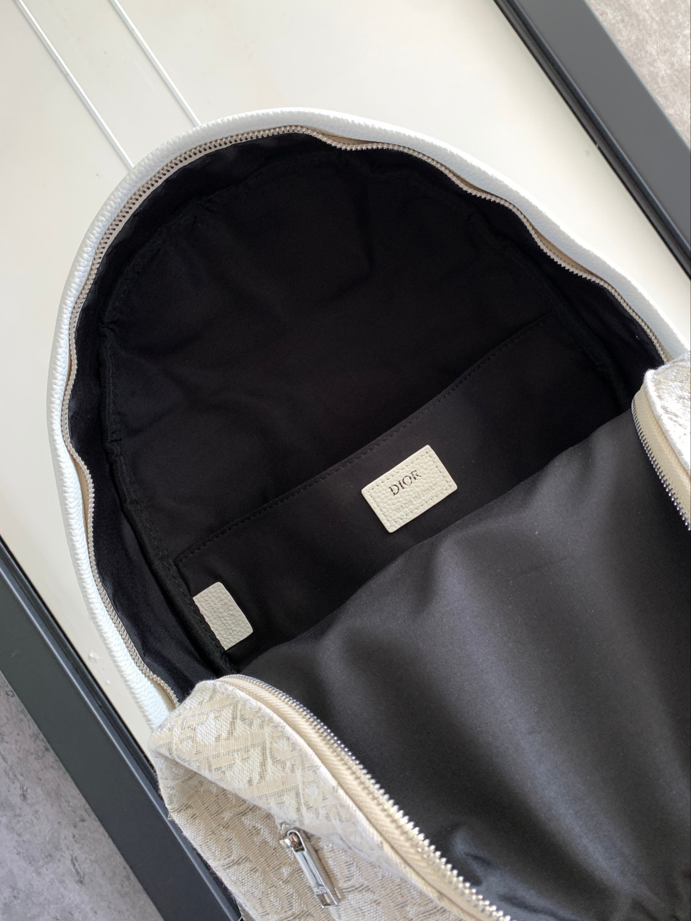 D*ortravel backpack-30 x 42 x 15cm