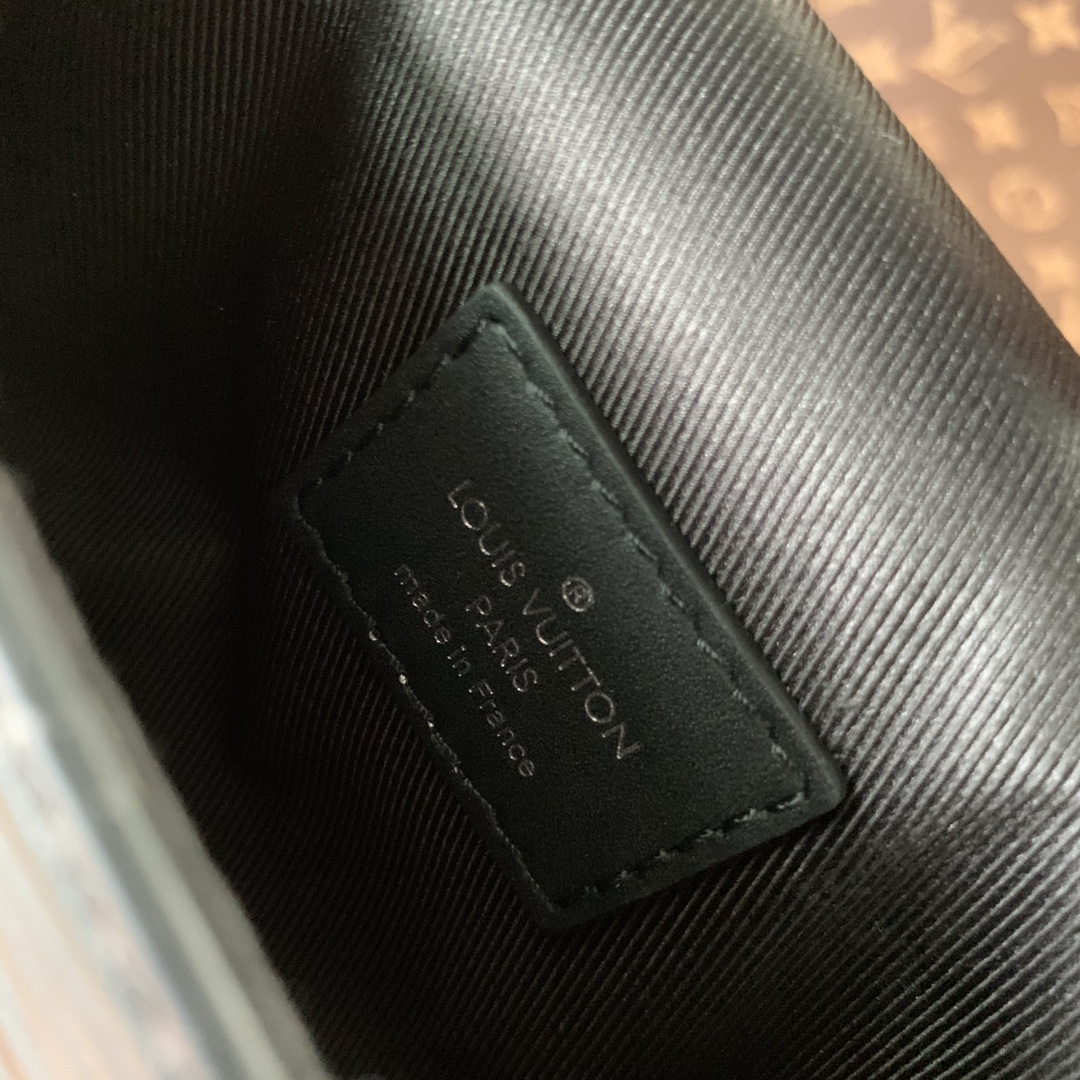 l0*is V*t0n micro steamer bag-13*8*4.5cm