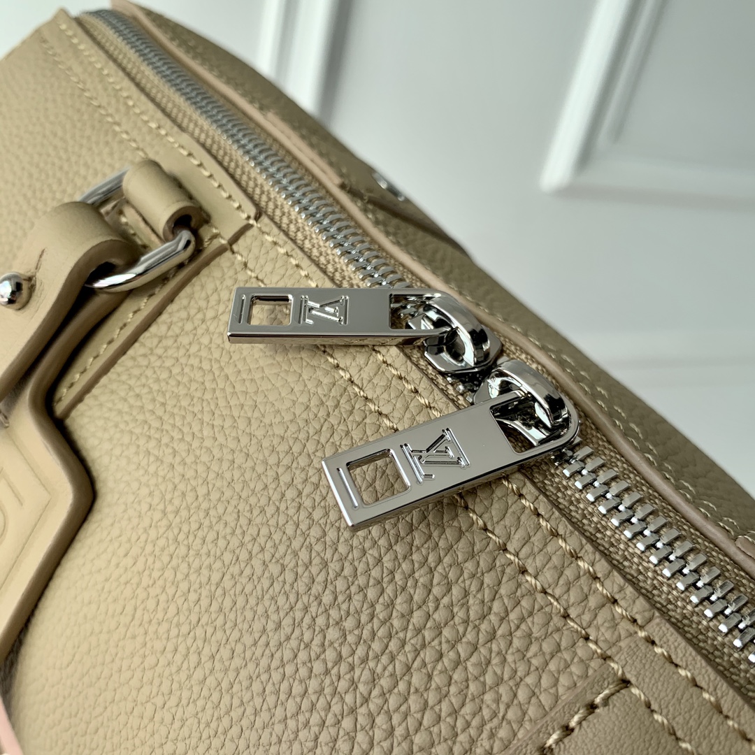 l0*is V*t0n city keepall-27x17x13cm