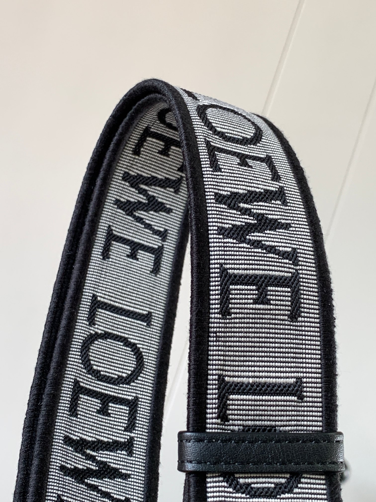 L0ew* anagram straps-134cm