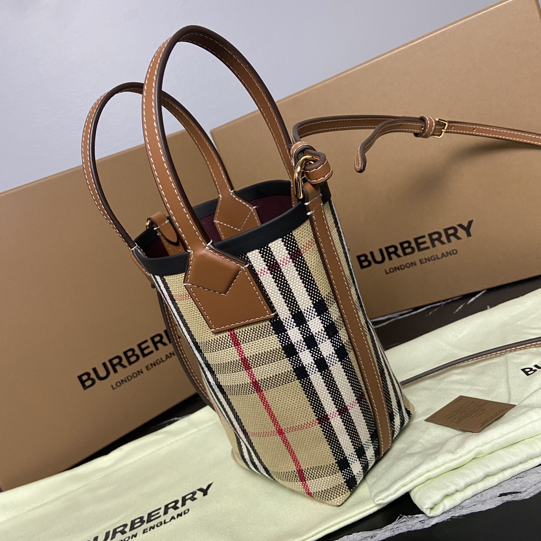 B**rry tote-13 x 8.5 x 19.5cm