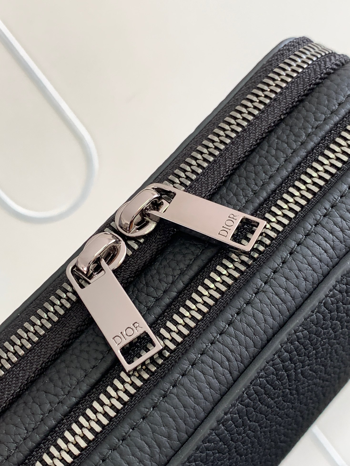 D*or&by erl crossbody bag-17 x 12.5 x 5cm