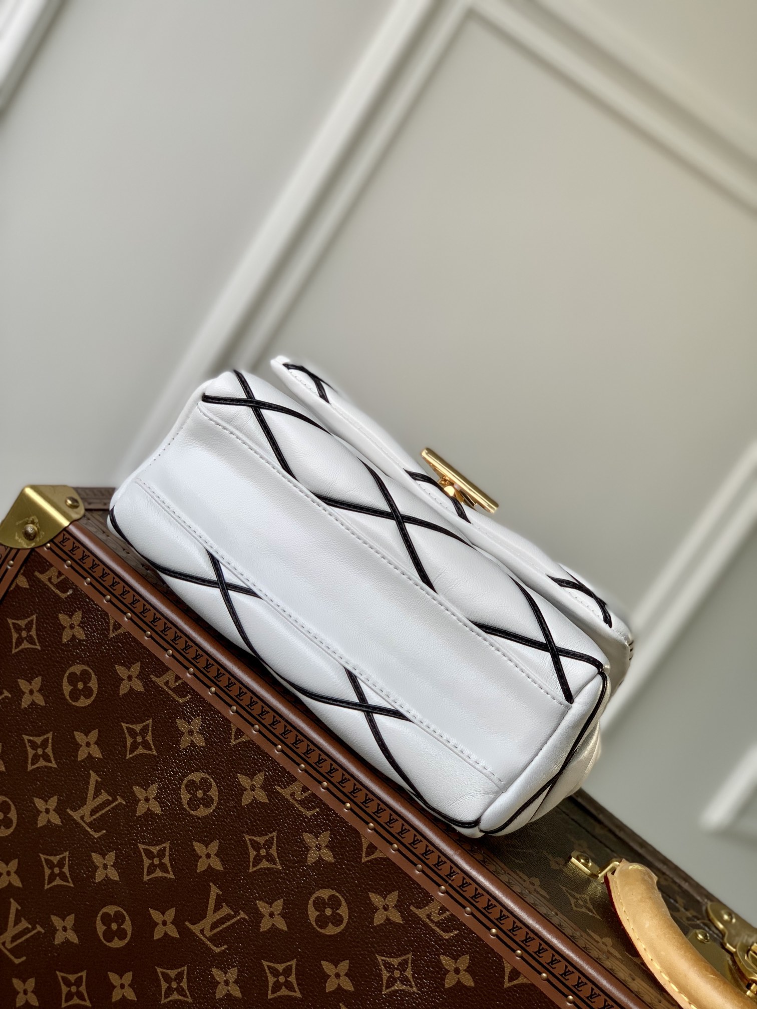 l0*is V*t0n go-14 bag-m22891-23.0 x 16.0 x 10cm