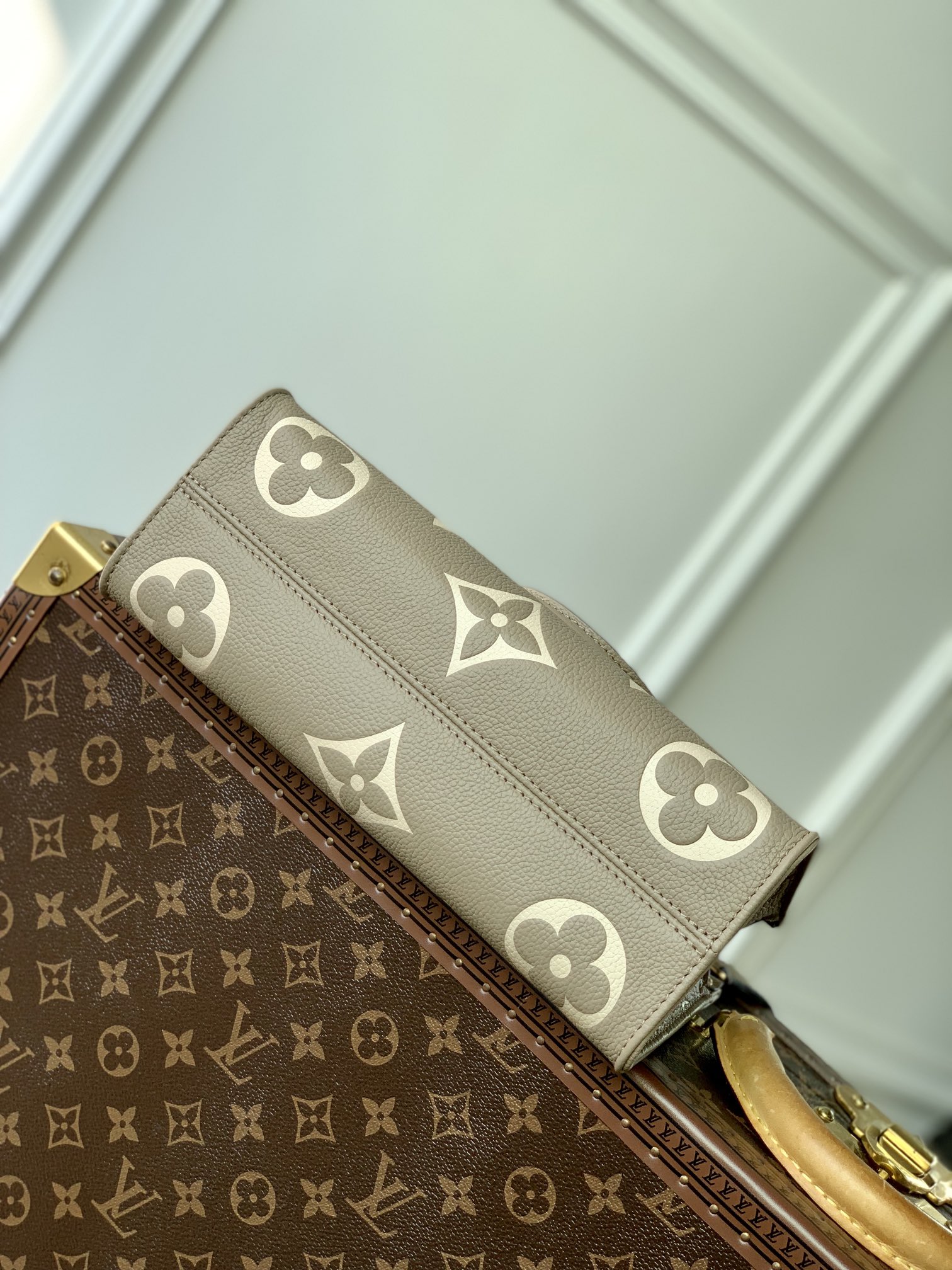 l0*is V*t0n onthego east west handbag-m23640-25*13*10cm