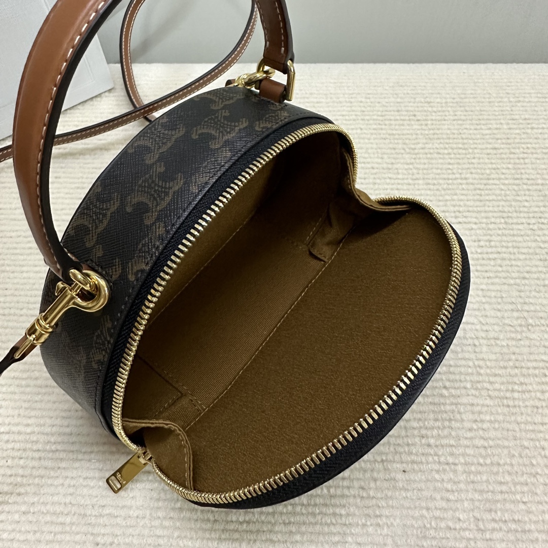 Ce**e print crescent bag-18x12.5x6cm