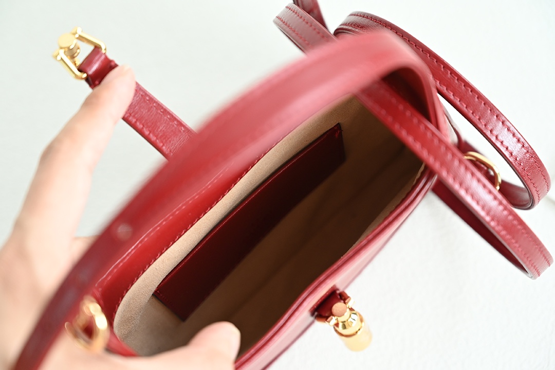 G*u*i jackie 1961 hobo bag-19*13*3cm