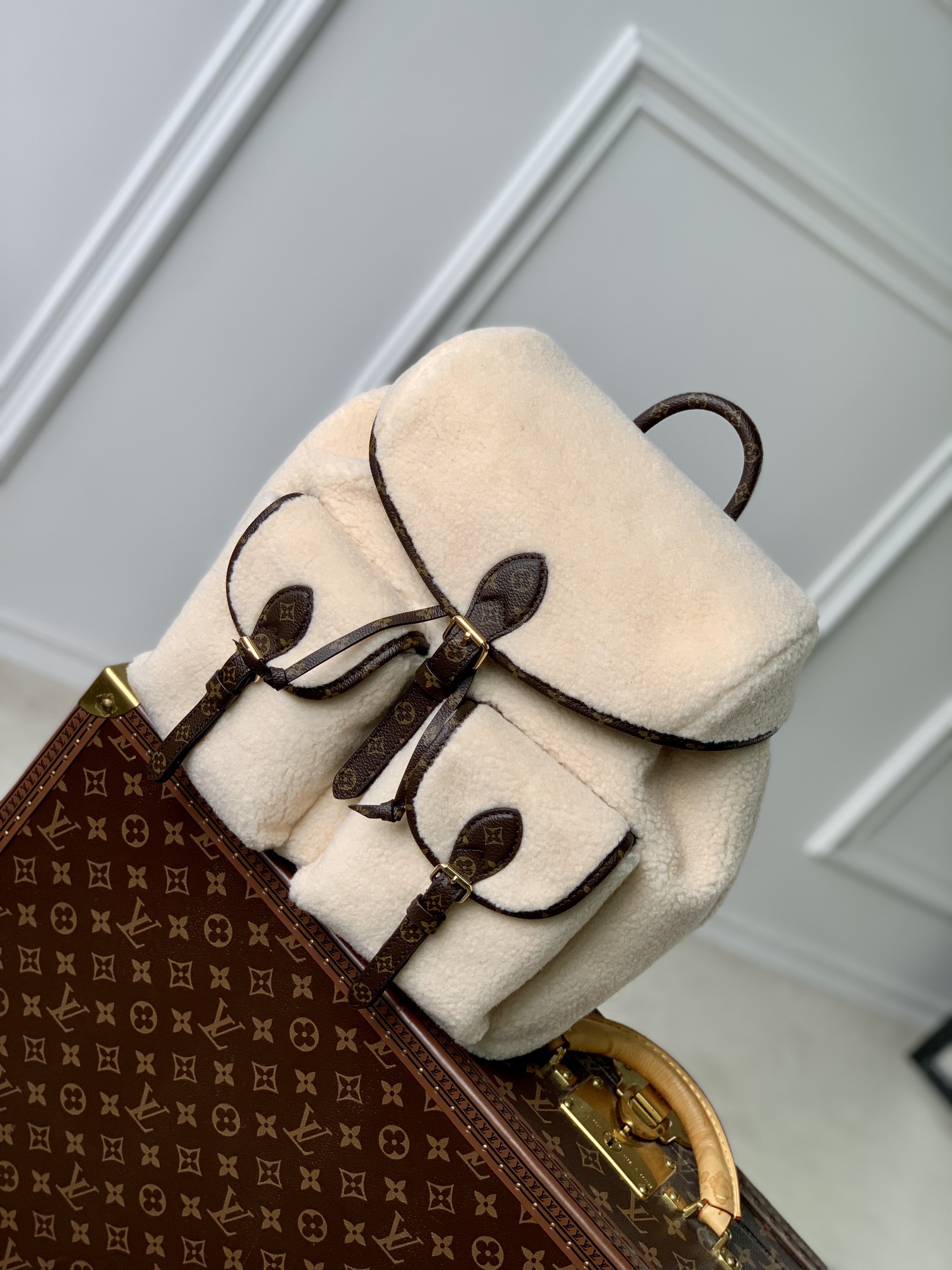 l0*is V*t0n backpack m23384-31*31*17cm