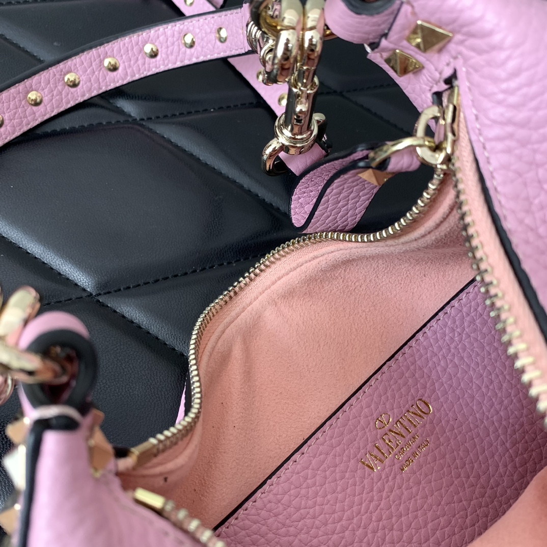 Va1e*ntin0 garavani rockstud hobo bag-6✖️4✖️16cm