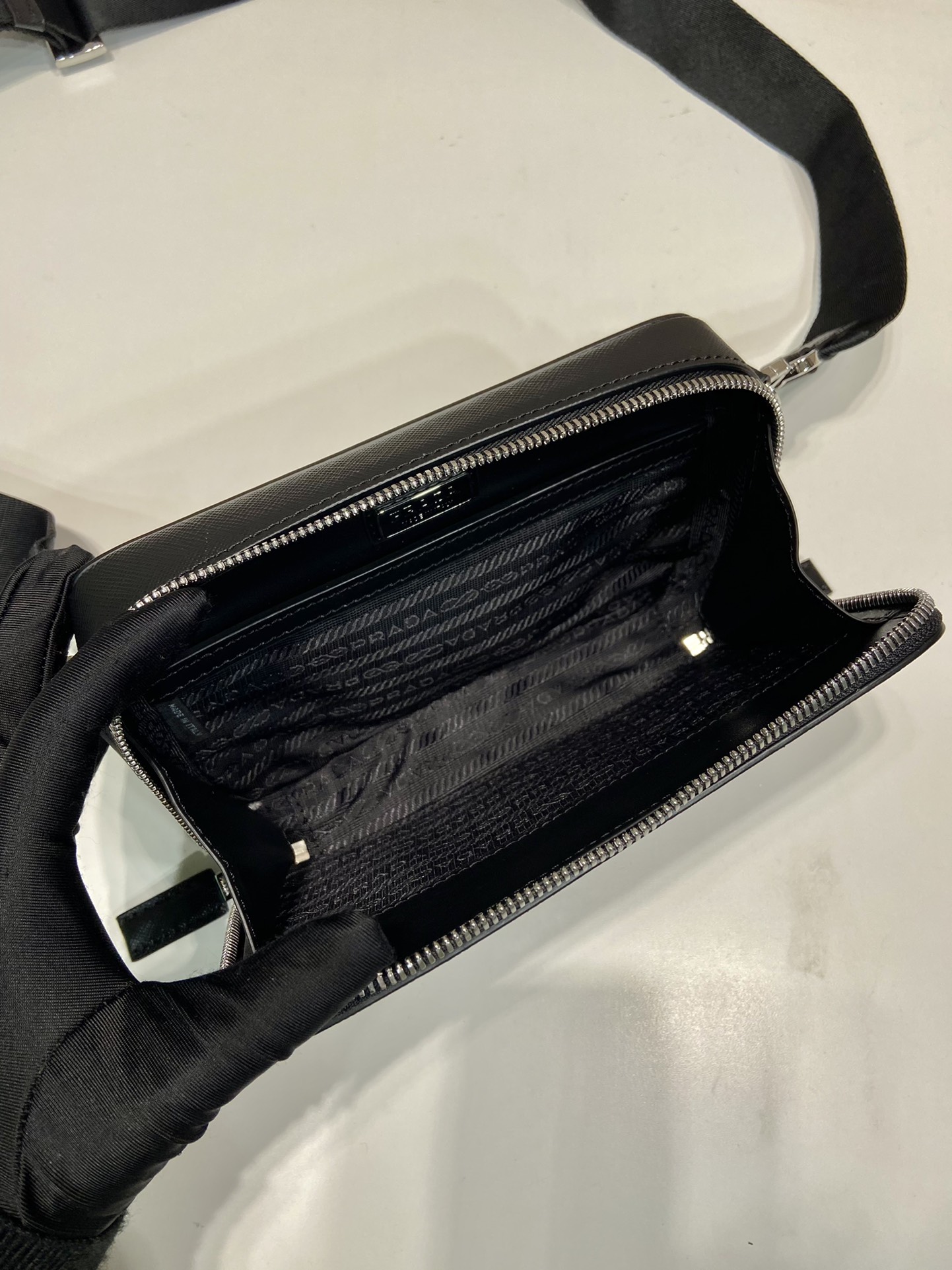 Pra*a brique 2vh173 bag19*11.5*3.5cm