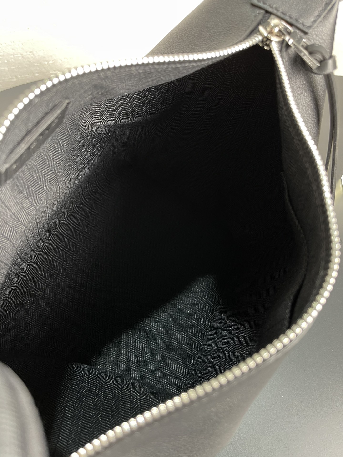 L0ew* cubi bag-29.5*22*10.5cm