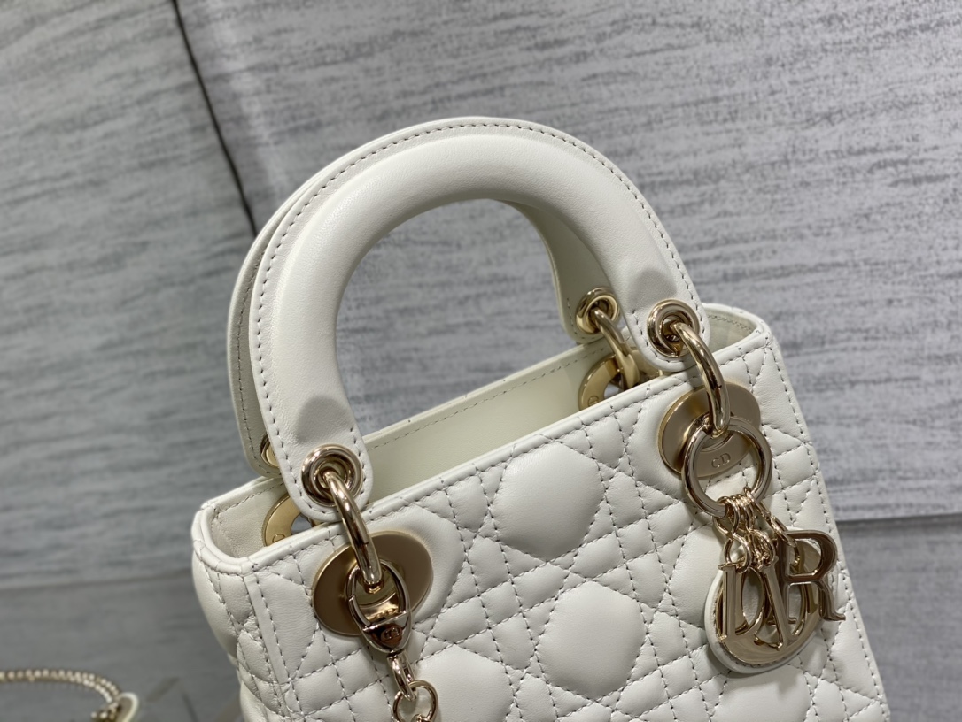 lady D*or mini-17*15*8cm