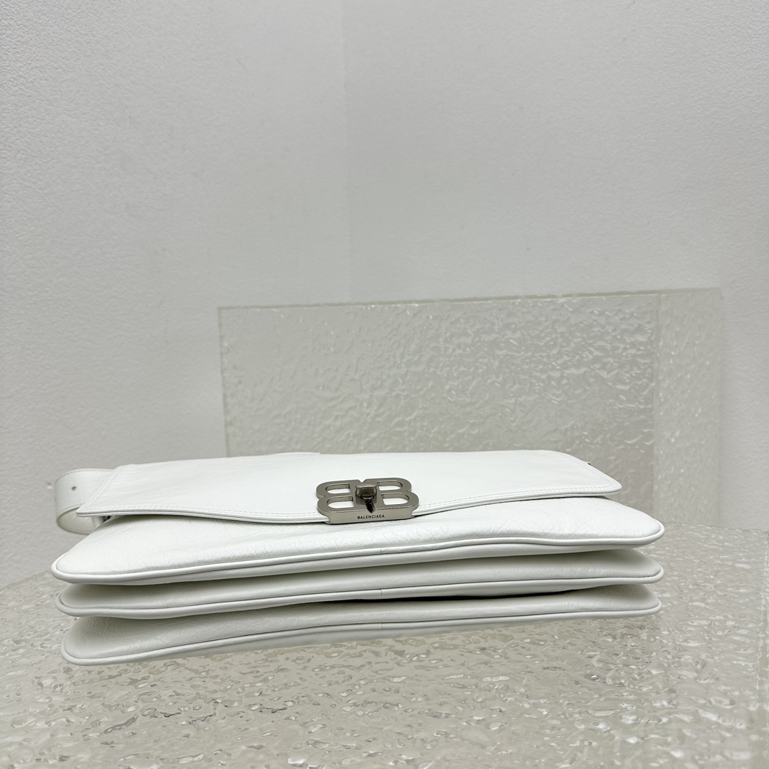 Ba*len*cia*ga bb soft bag-24*36*4cm
