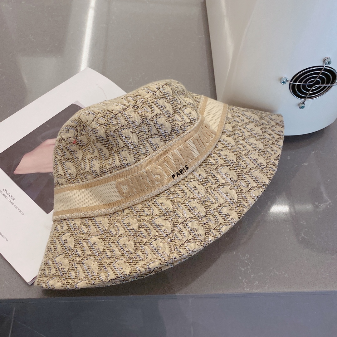 D*or hats