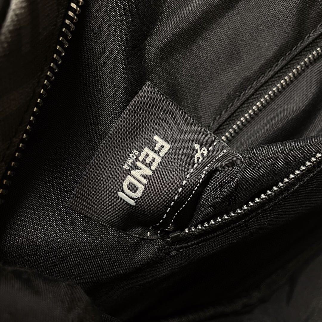 F**di waist bag-18x17.5cm
