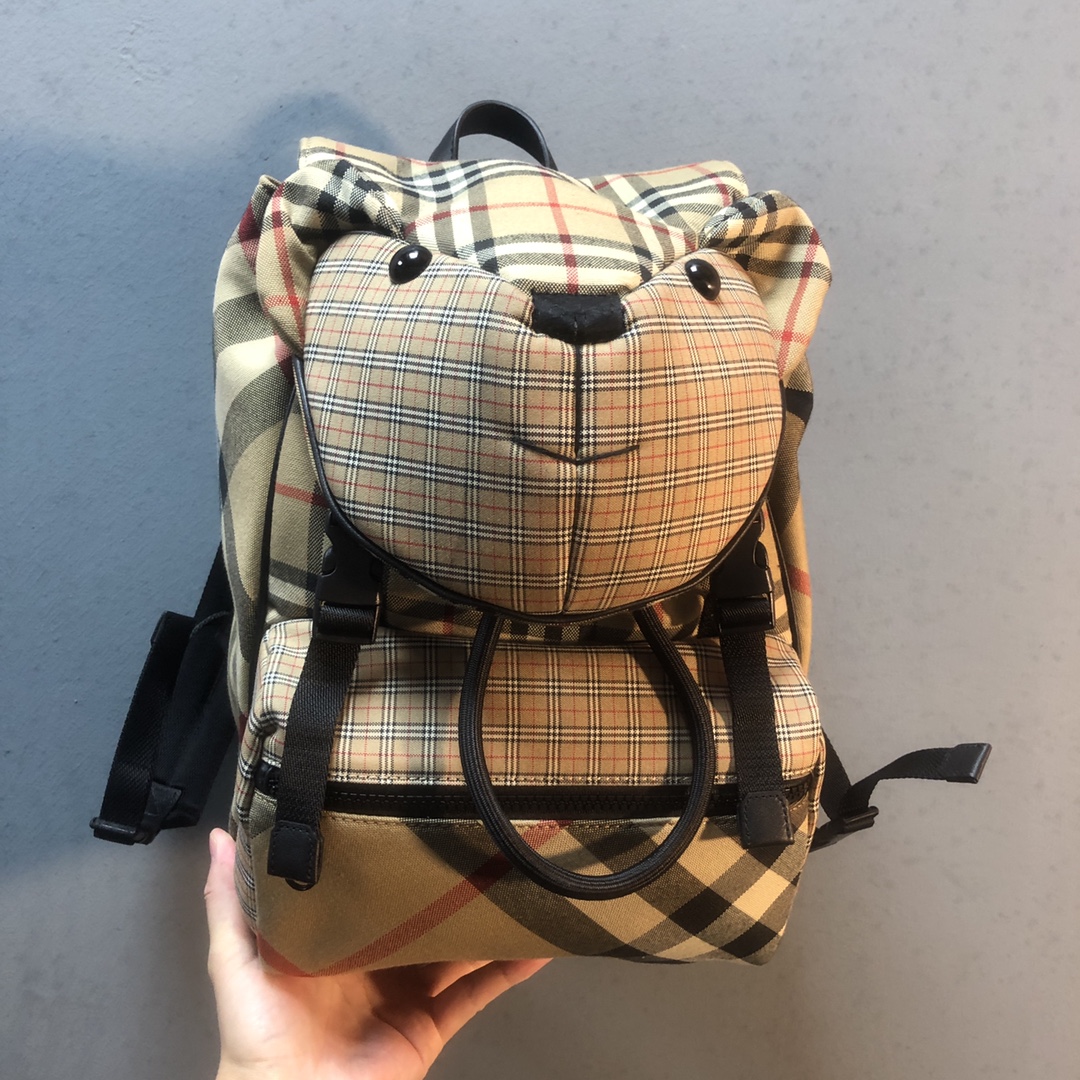 B**rry backpack-35×25×20cm