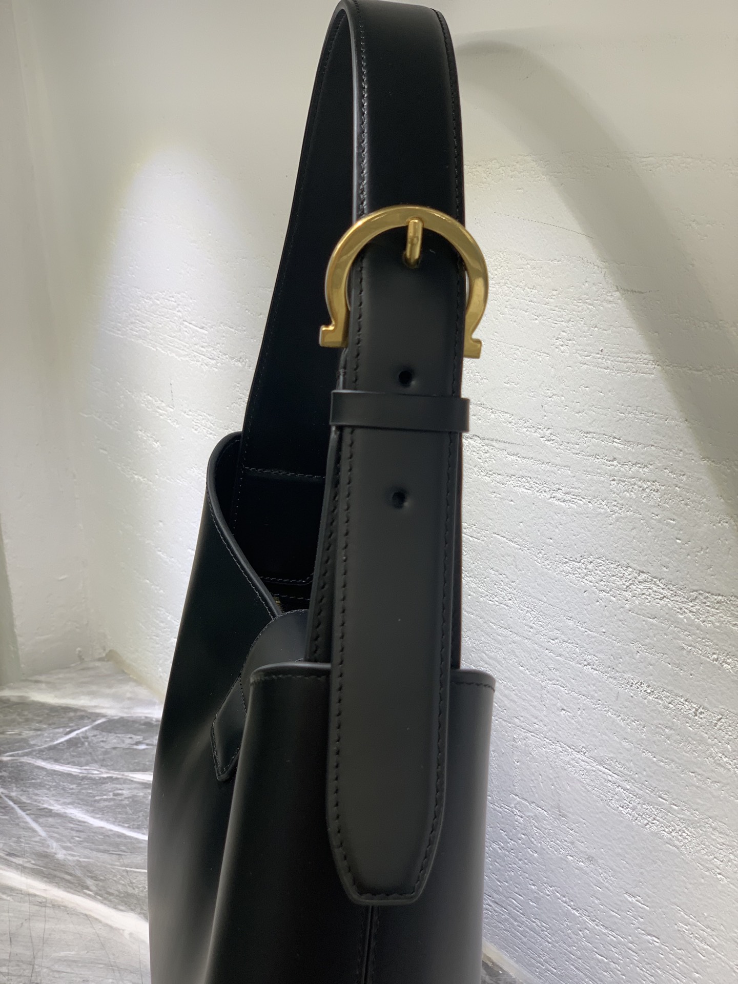 Ferragamo Trifolio Tote-30×20×7CM