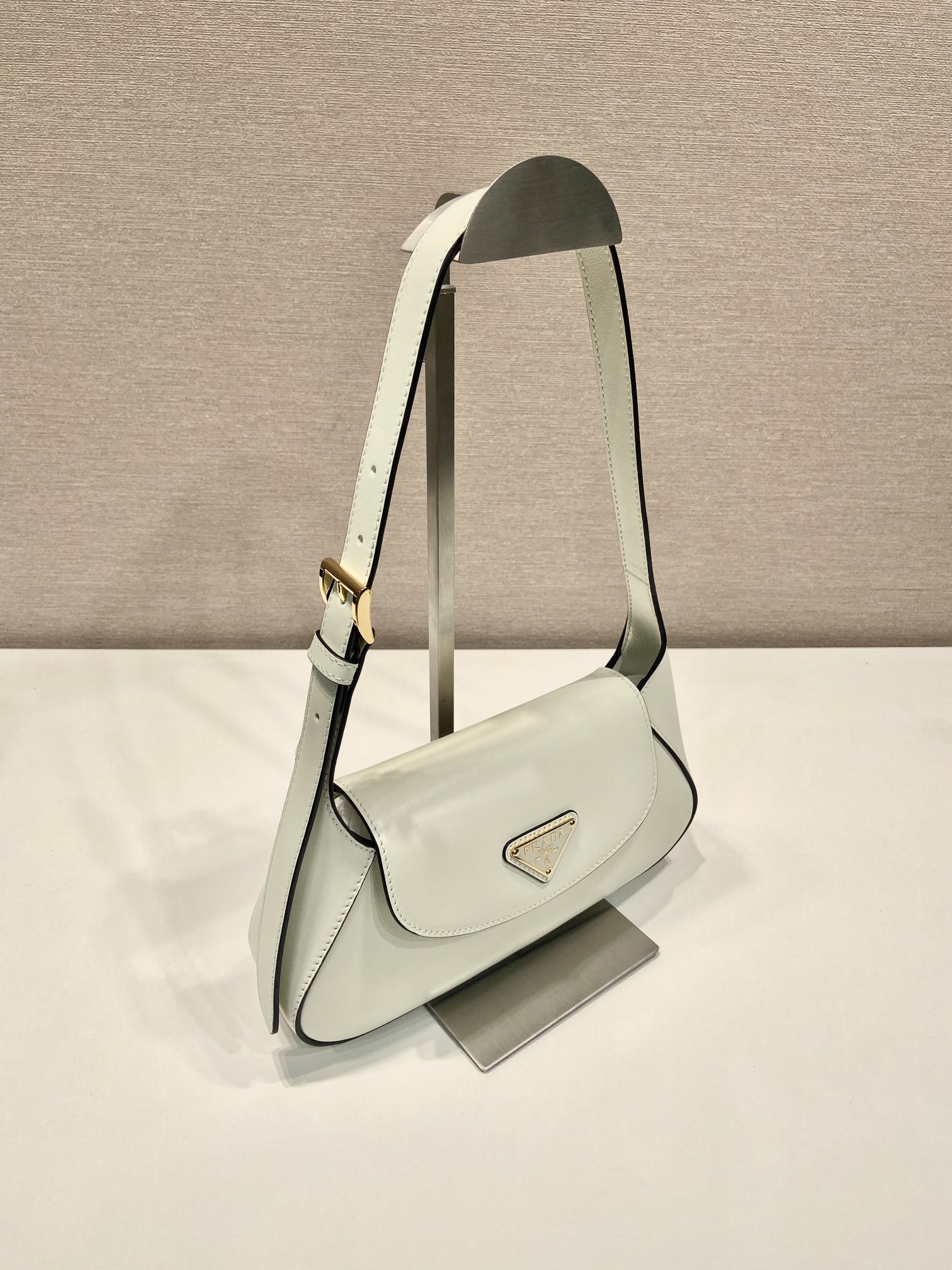 Pra*a crossbody bag 1bd358-24*15*5cm