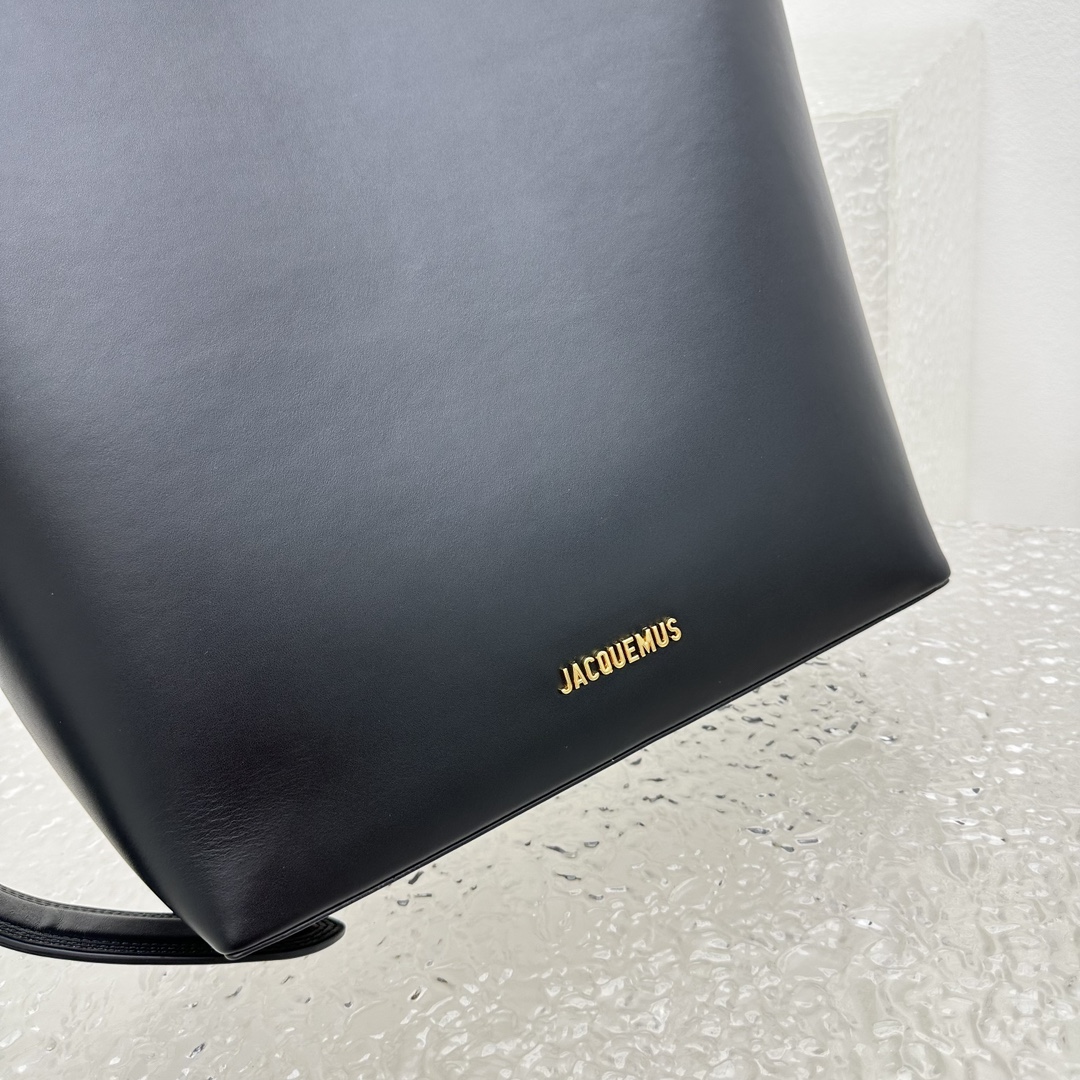 Ja*qvemvs bucket bag-30*33*14cm