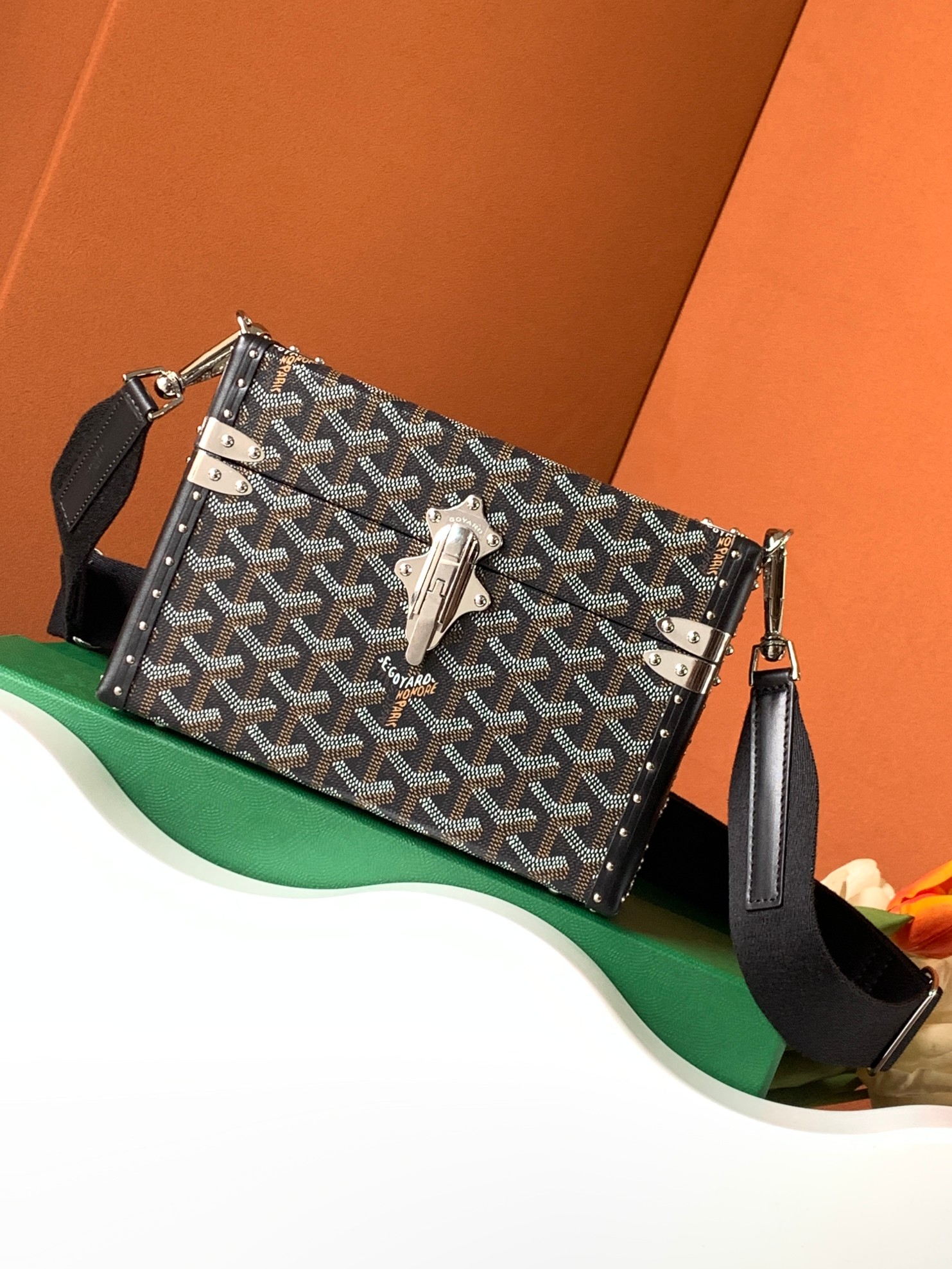 Go*ard cassette bag-21*15*6.5cm