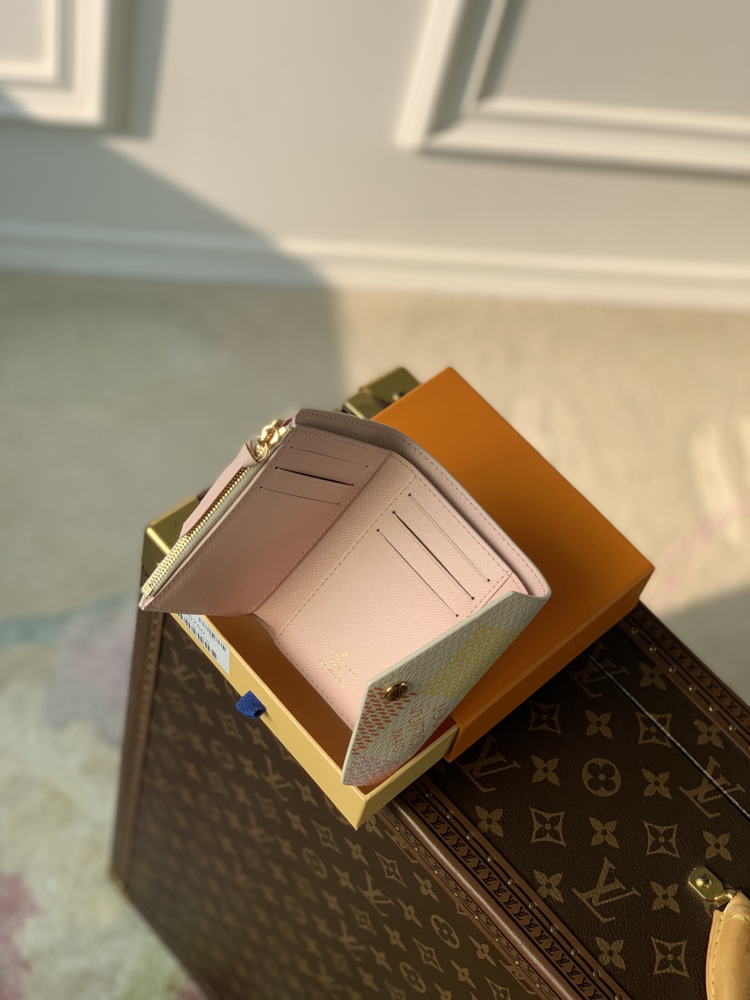 l0*is V*t0n wallet-n40750-12x9.5 x1.5cm