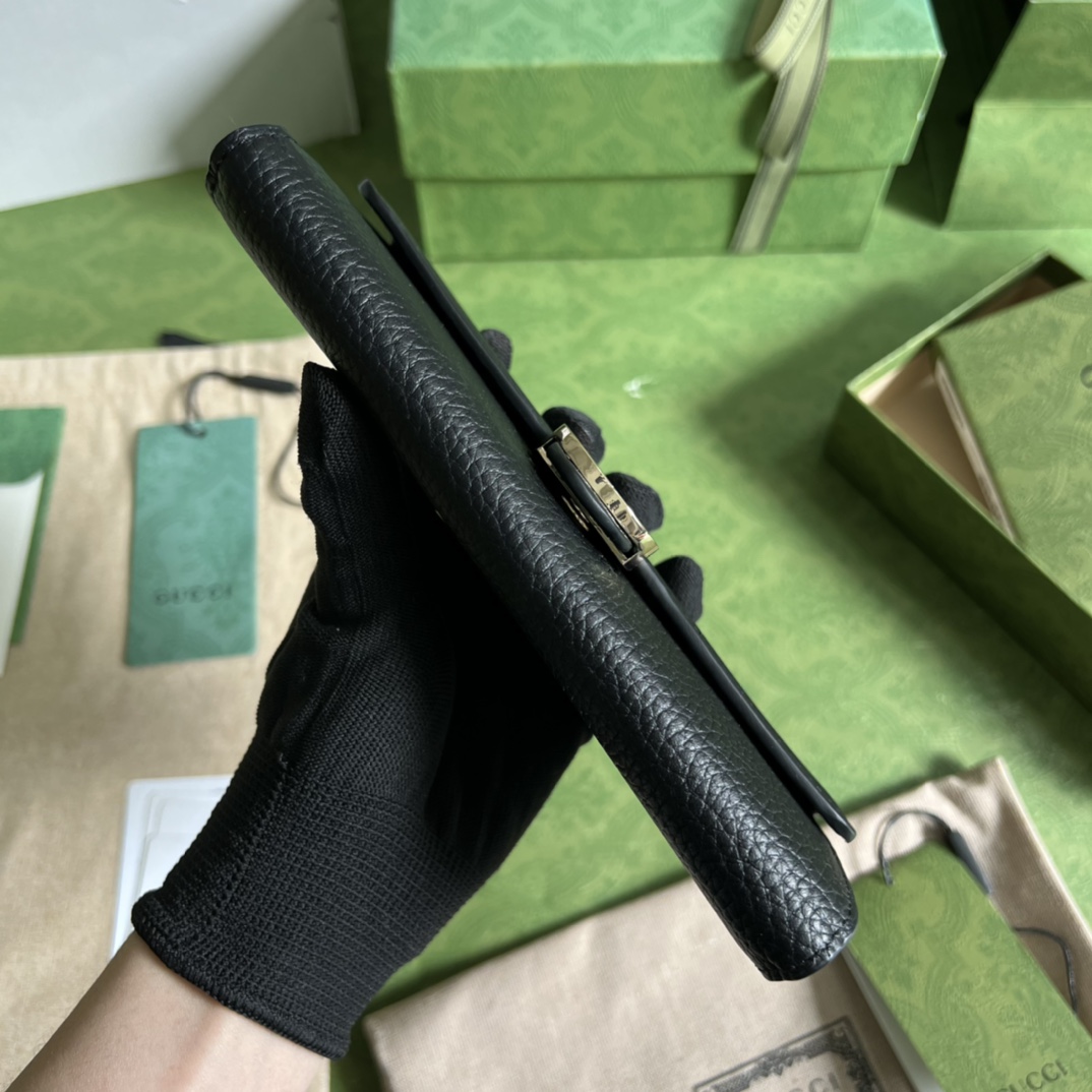 G*u*i wallet-19.5*11.5*3cm